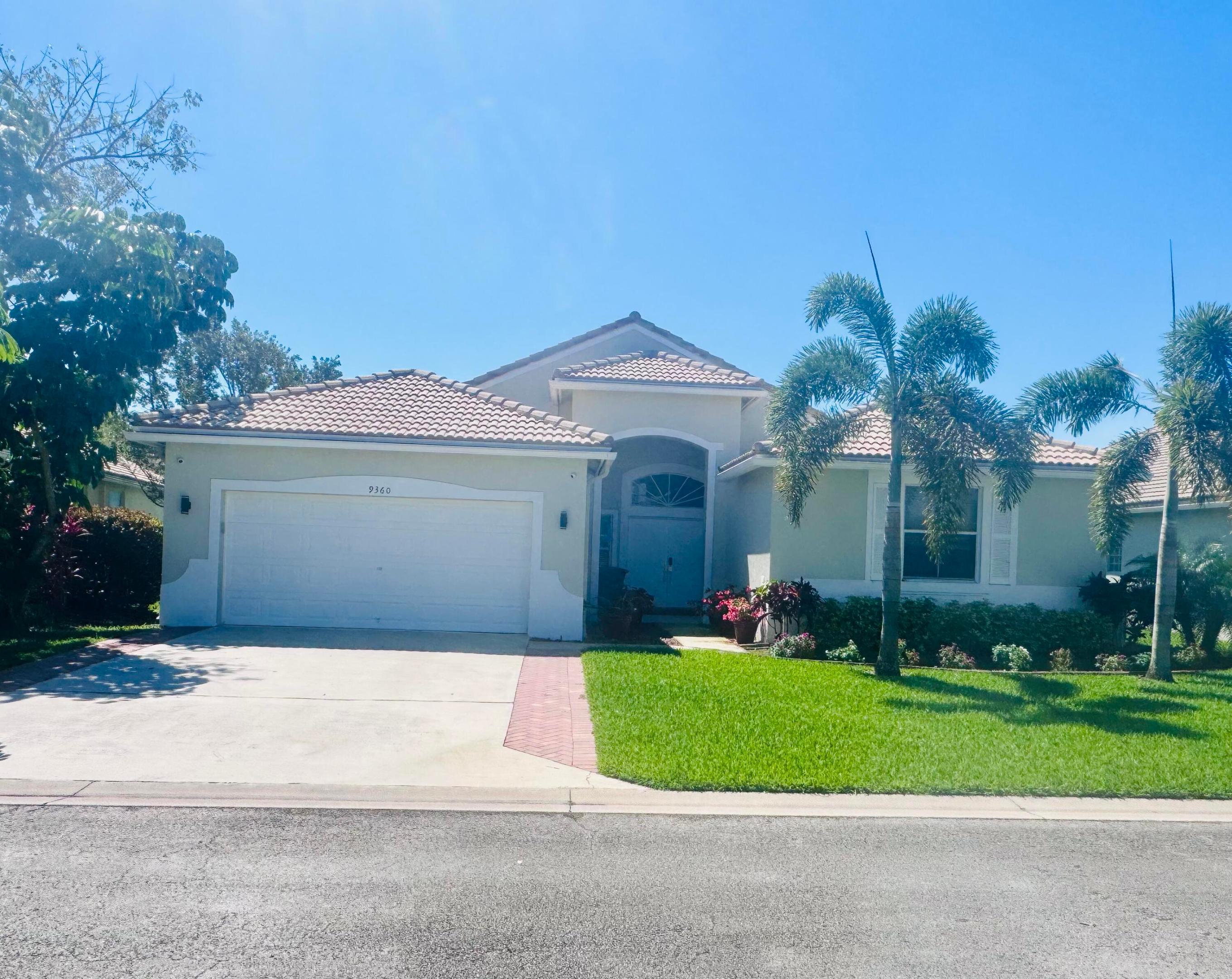 9360 Cove Point Circle Property Photo 1