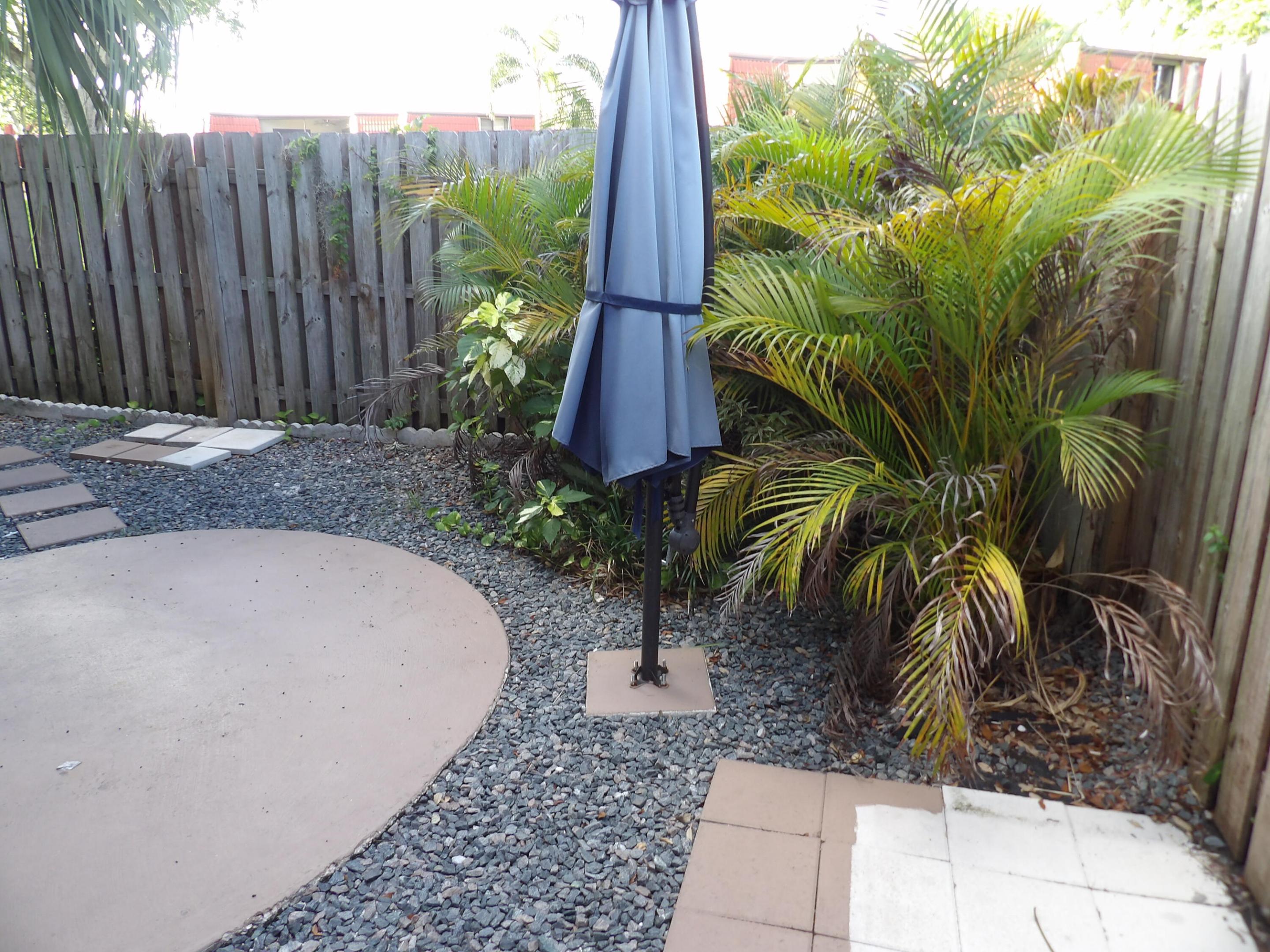 3845 Victoria Drive Property Photo 5
