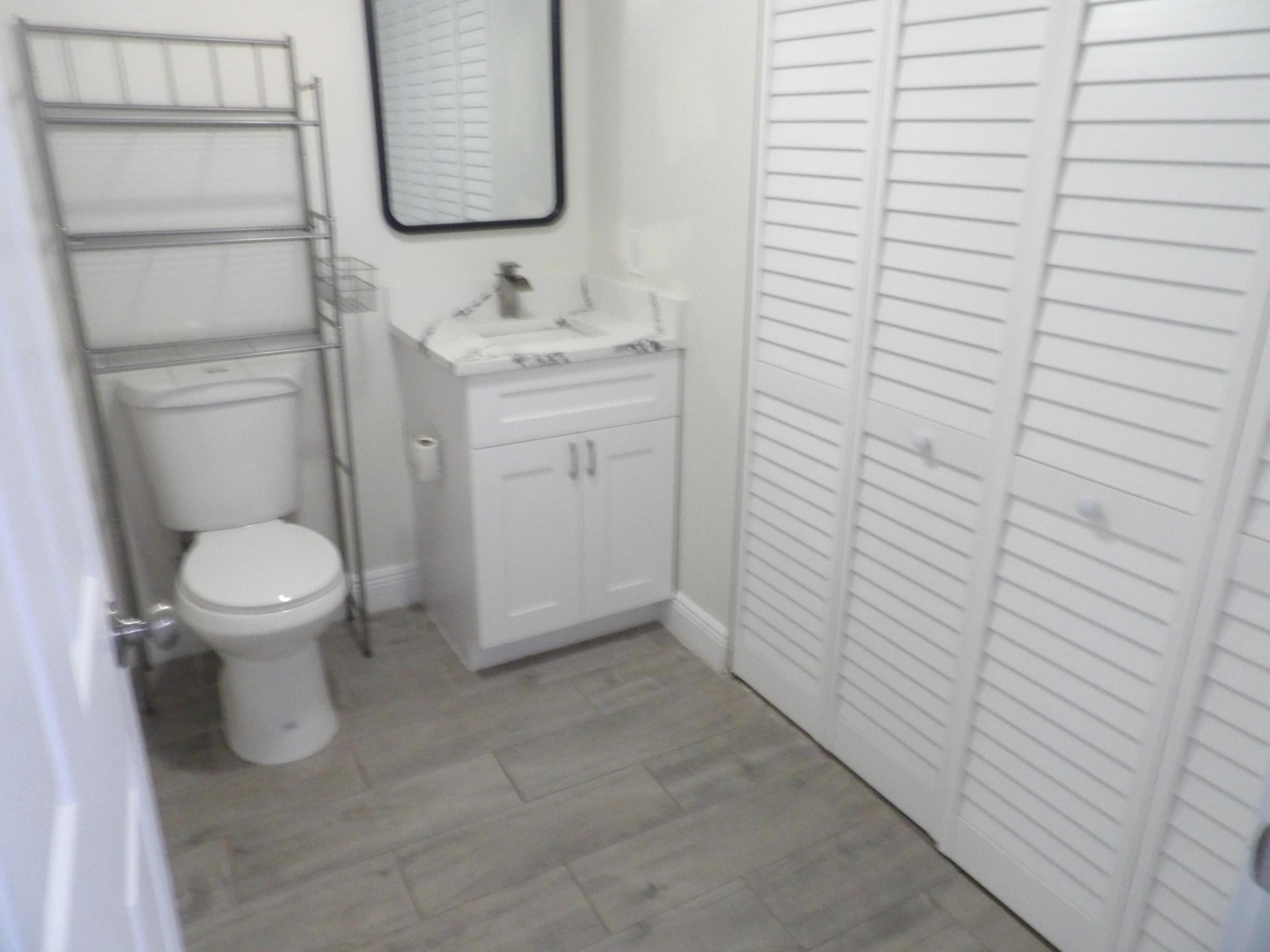 3845 Victoria Drive Property Photo 10
