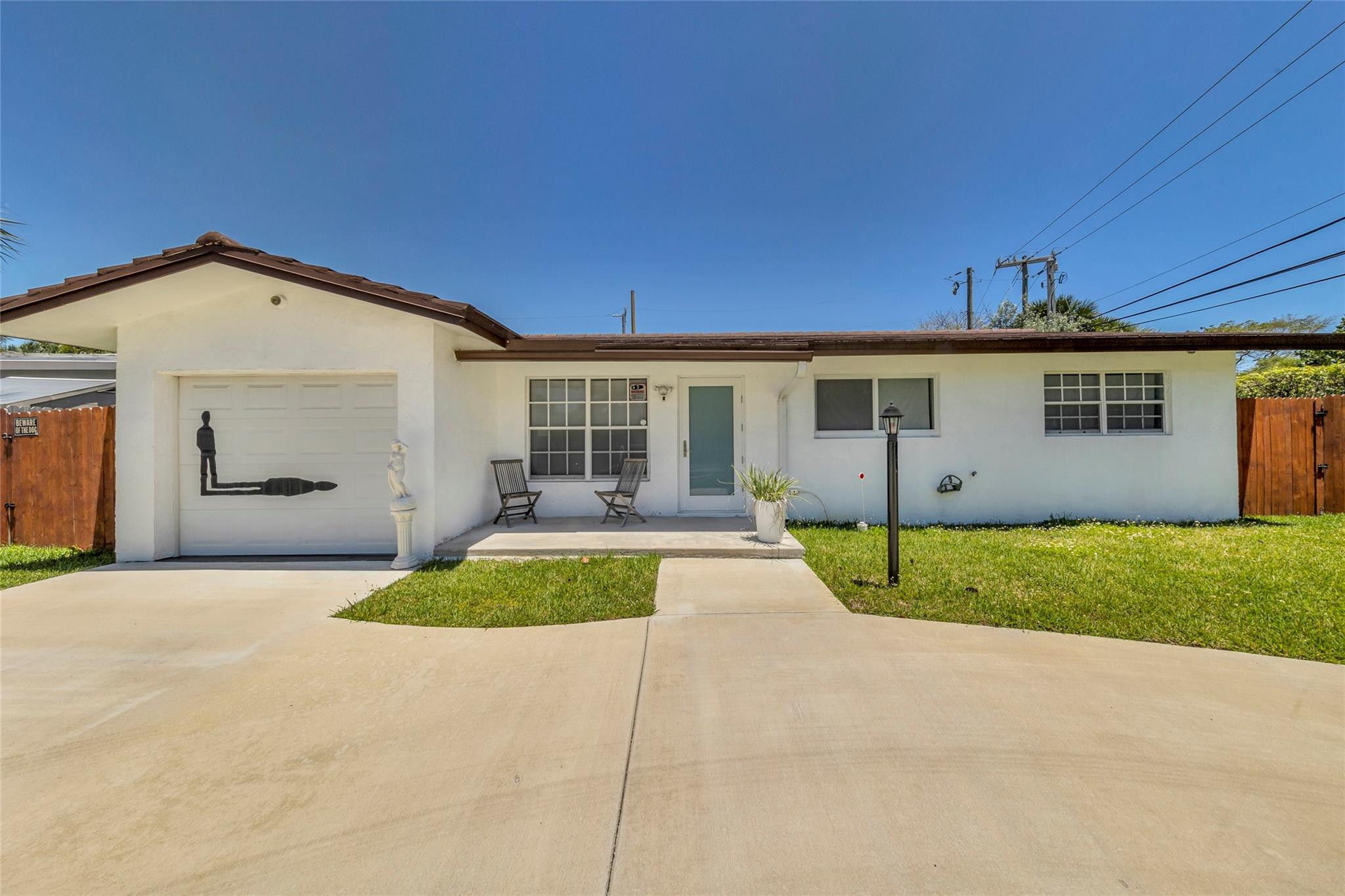 3213 Dover Road Property Photo 6