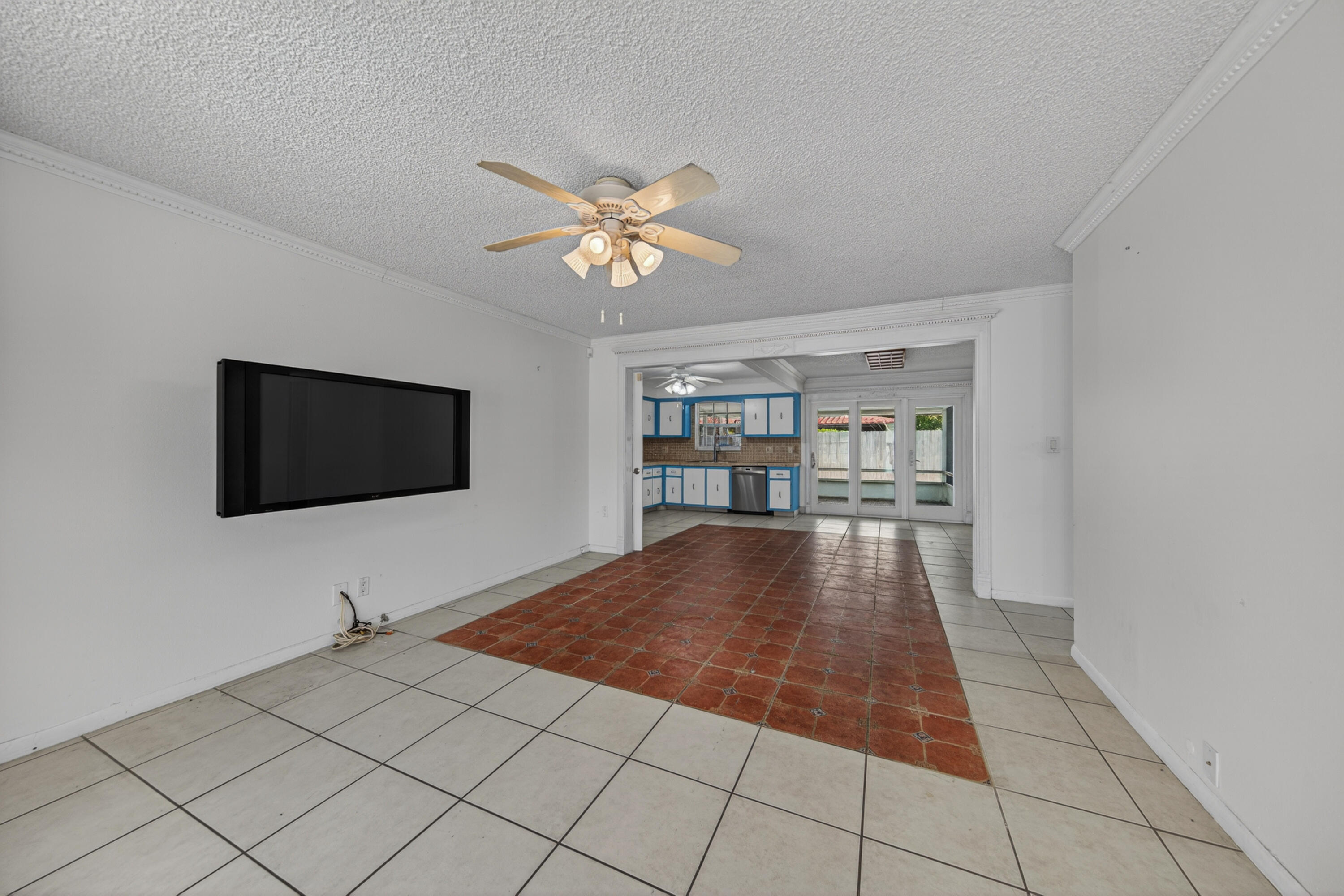 3213 Dover Road Property Photo 12