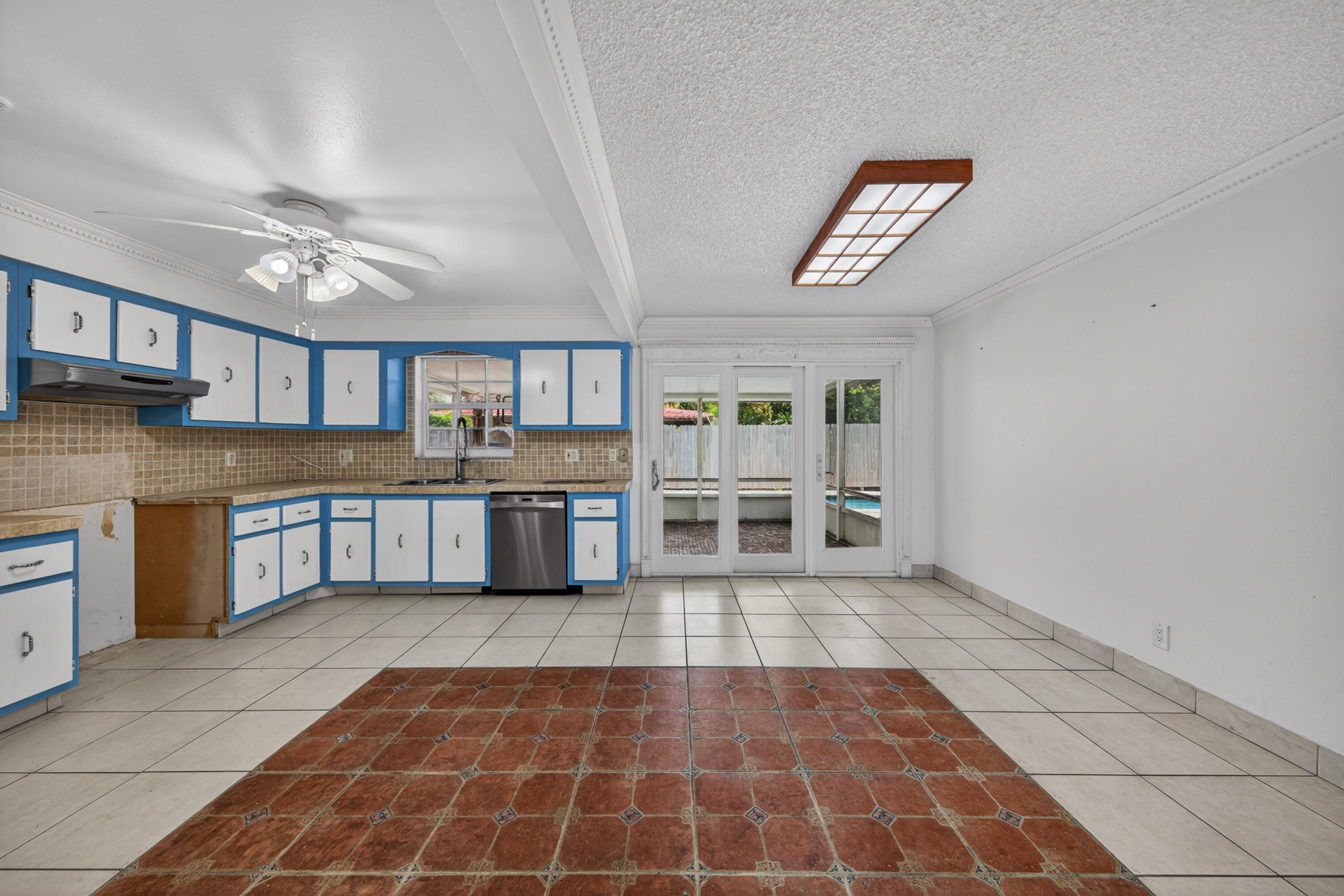 3213 Dover Road Property Photo 21