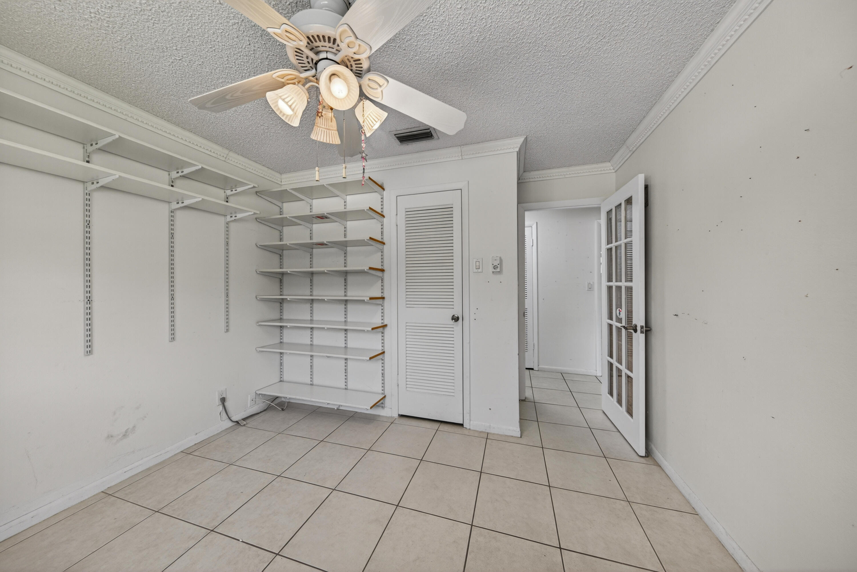 3213 Dover Road Property Photo 33
