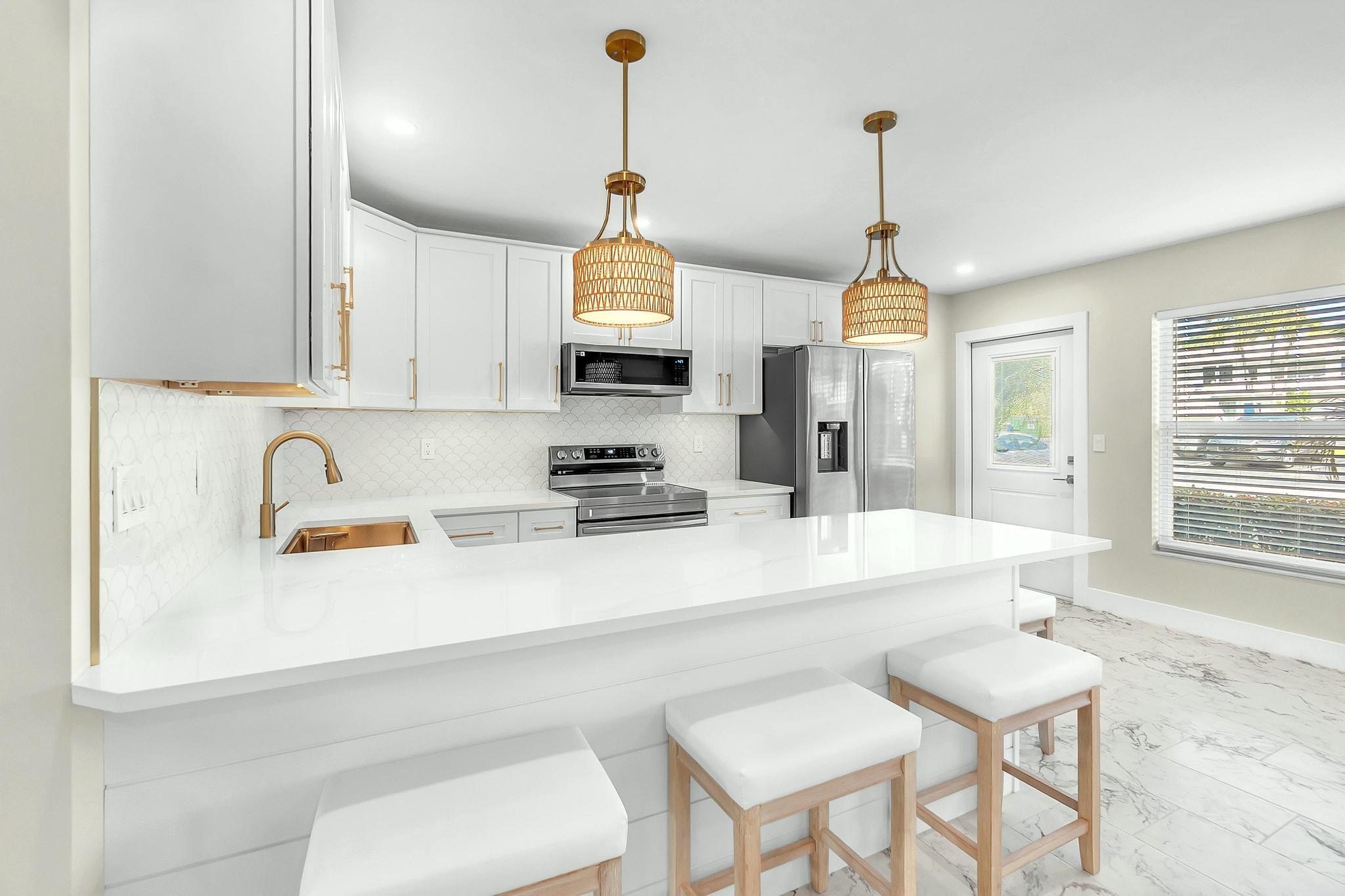 2929 Se Ocean Boulevard E4 Property Photo 8