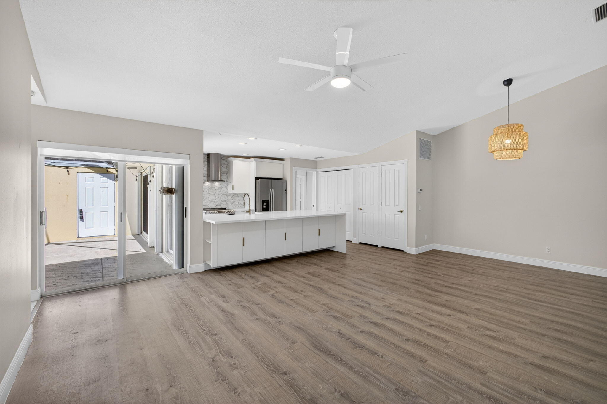 1504 Springdale Court Property Photo 28