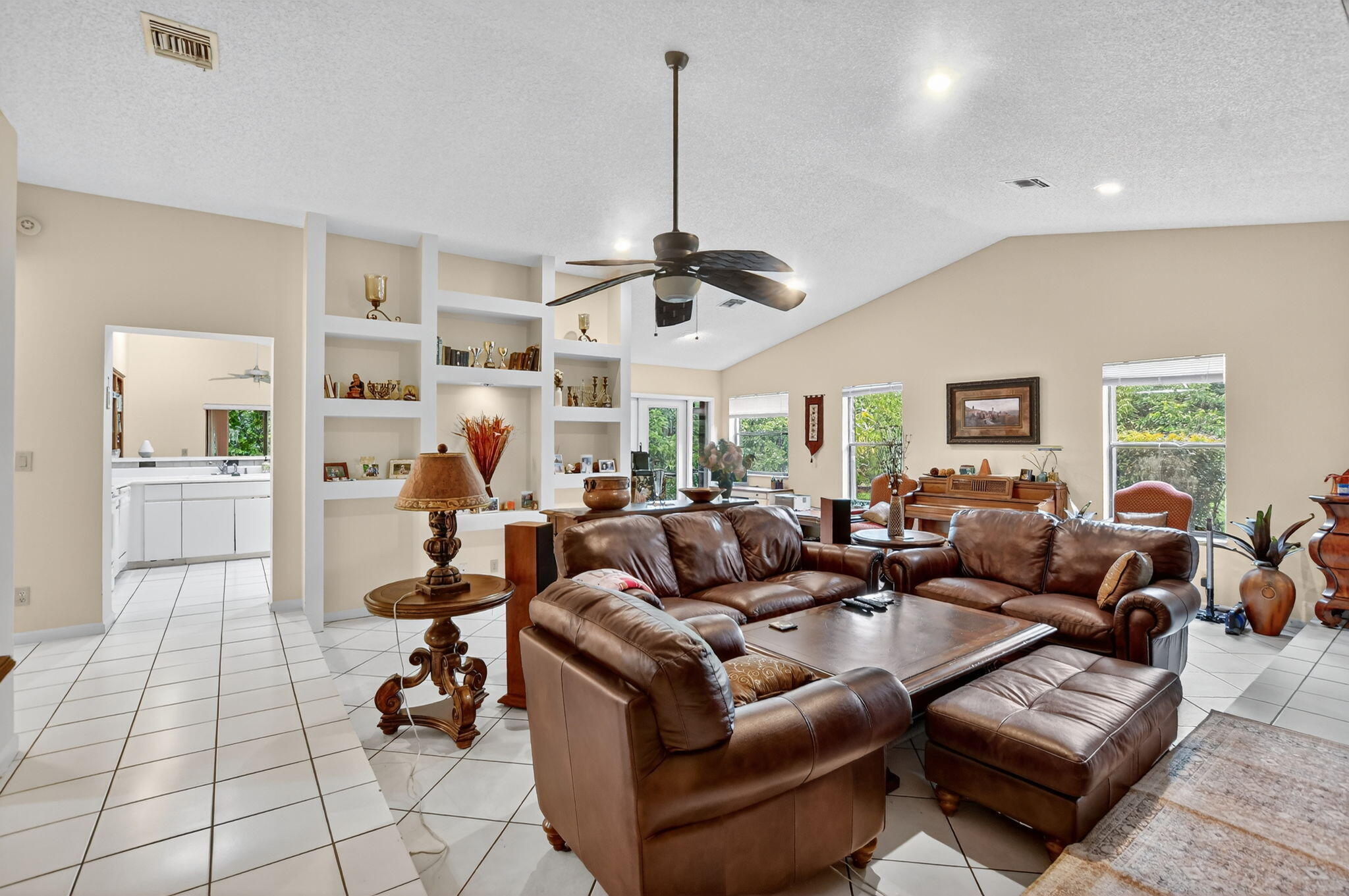 20803 Cabrillo Way Property Photo 9