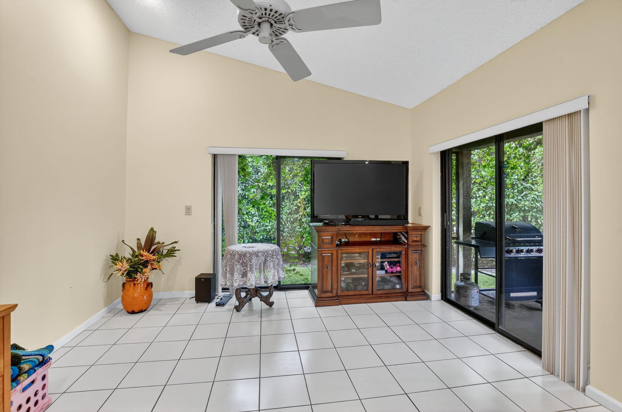 20803 Cabrillo Way Property Photo 17