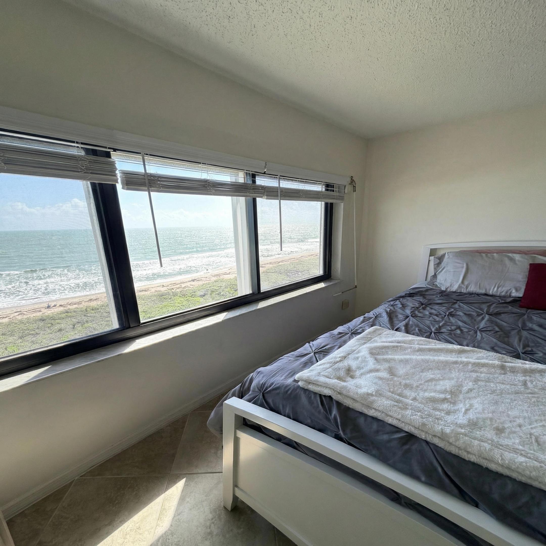 4250 N Highway A1a 805 Property Photo 22
