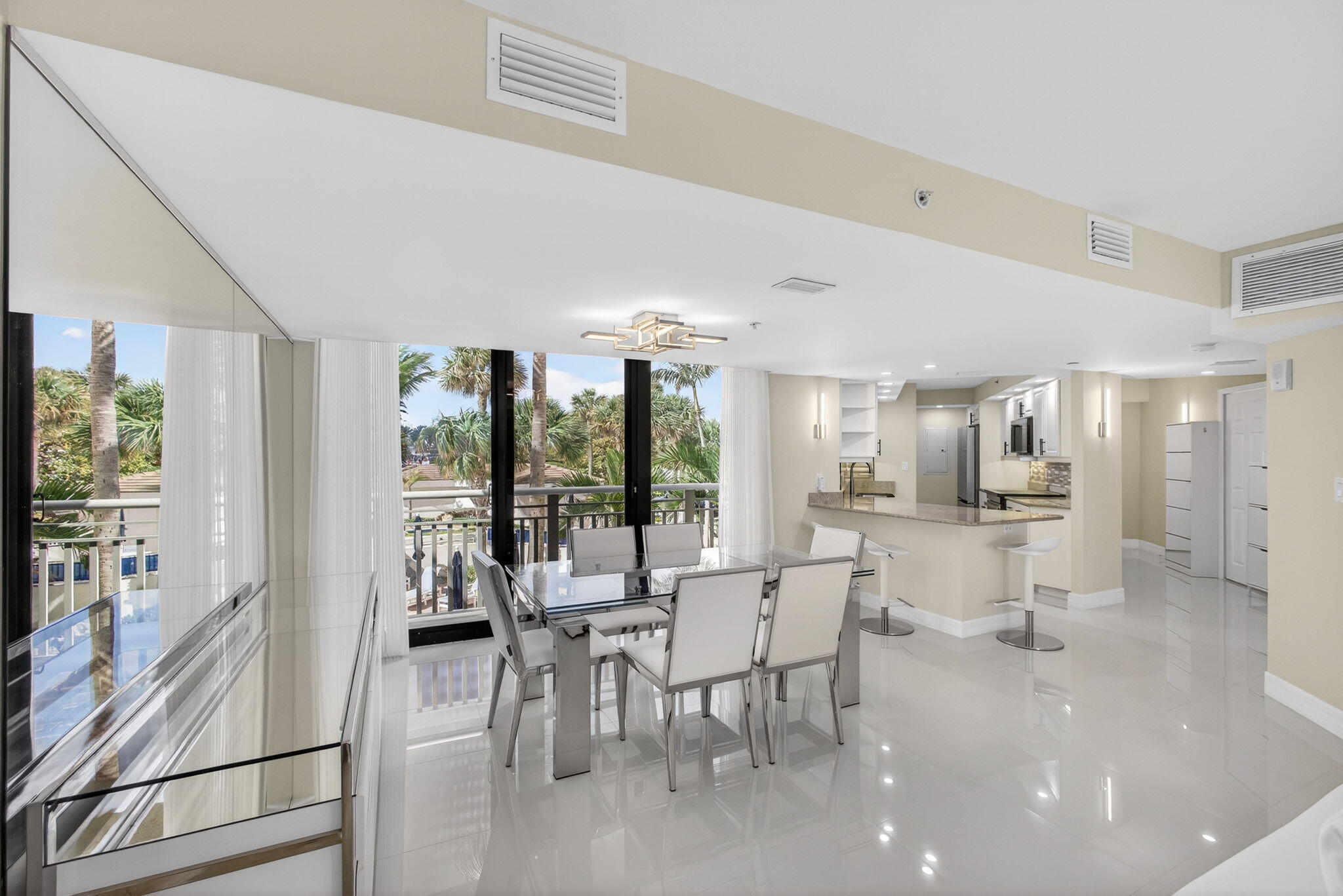 3000 N Ocean Drive 2 F Property Photo 8
