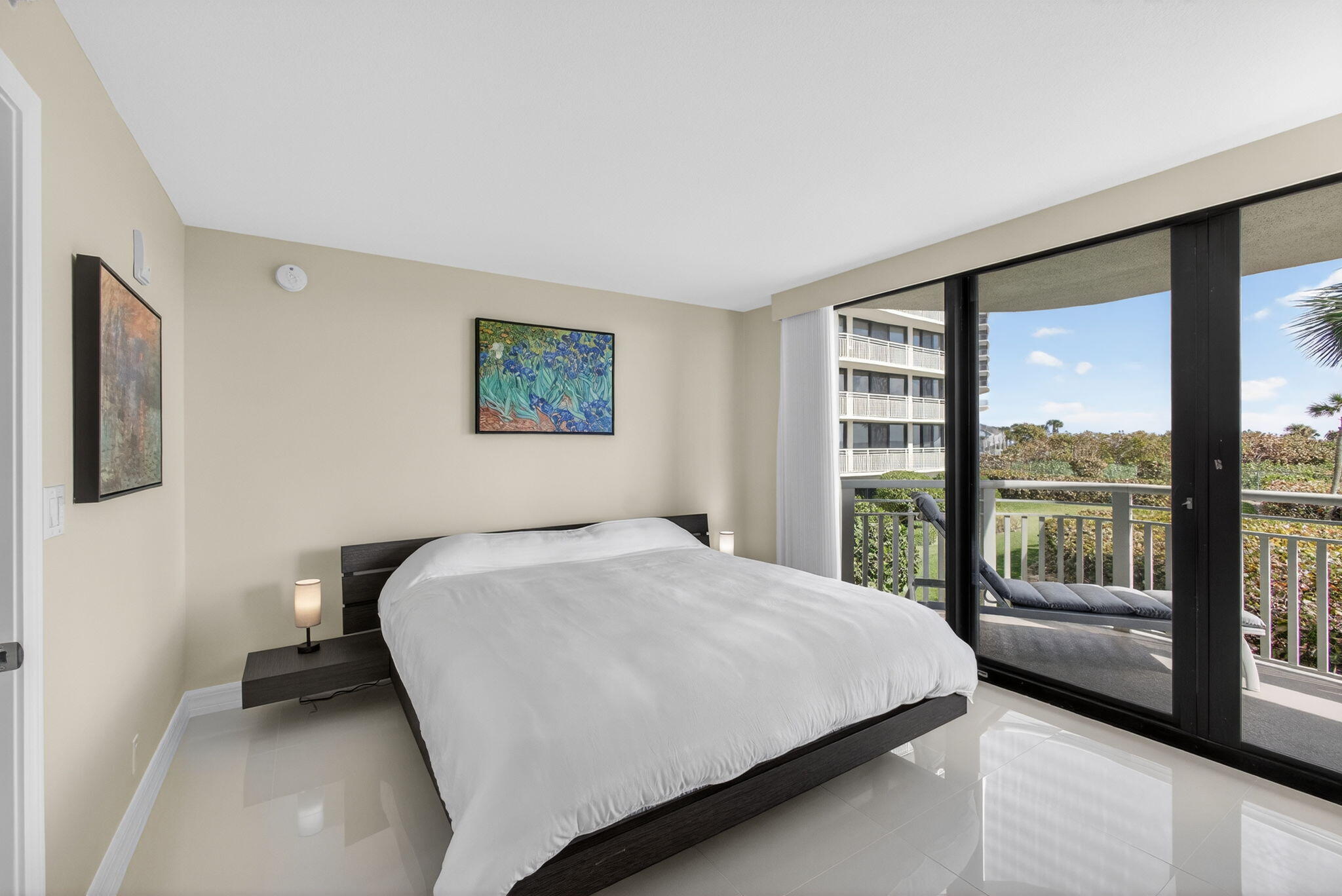 3000 N Ocean Drive 2 F Property Photo 18