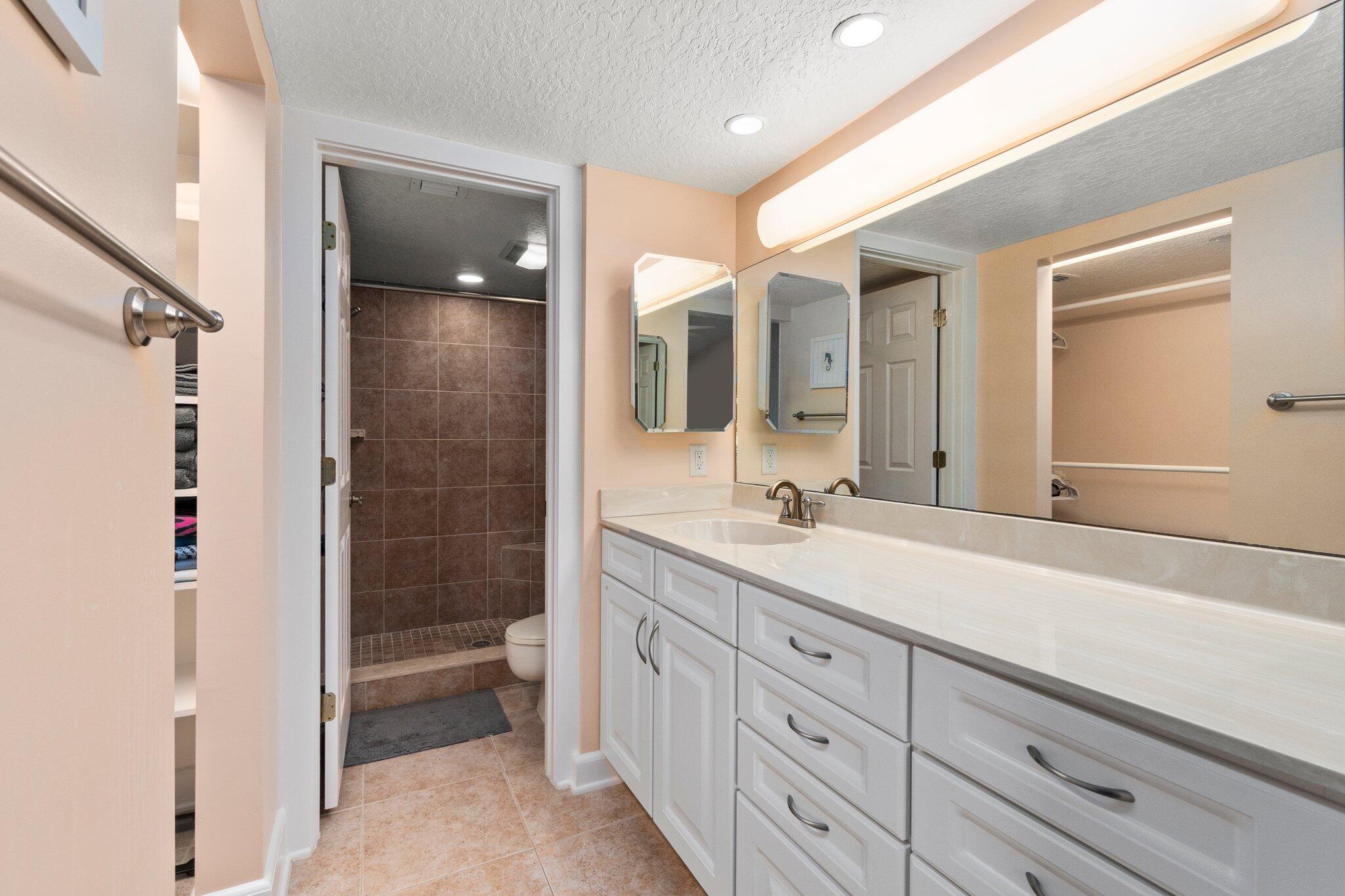 3225 S Lakeview Circle 22-202 Property Photo 33