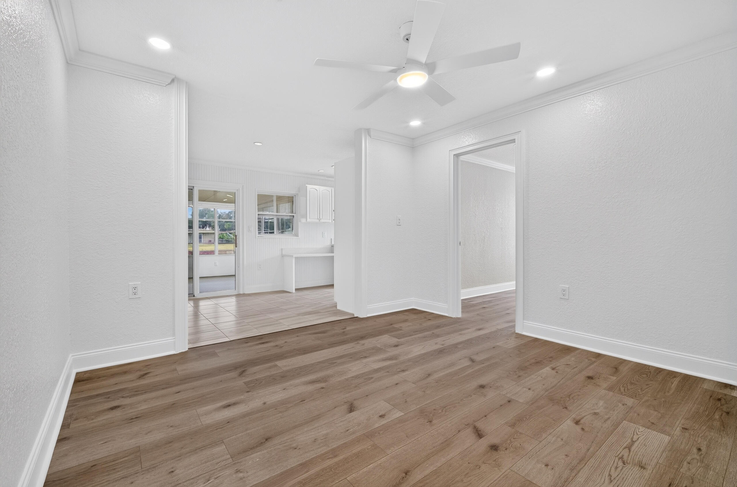 241 14th Place Property Photo 17