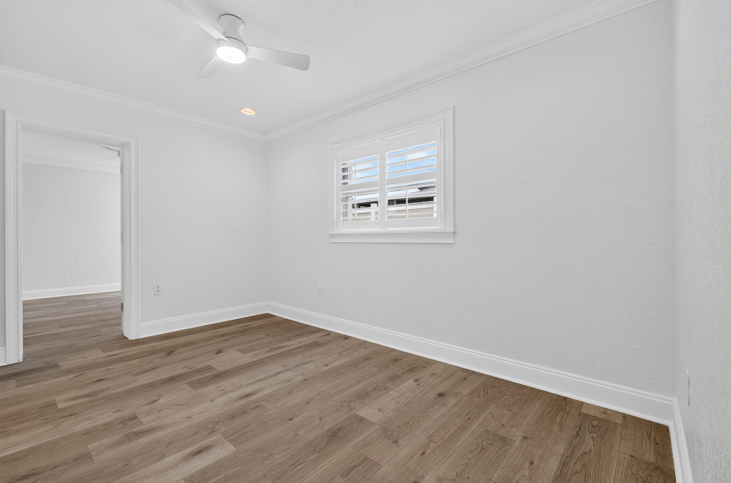 241 14th Place Property Photo 18