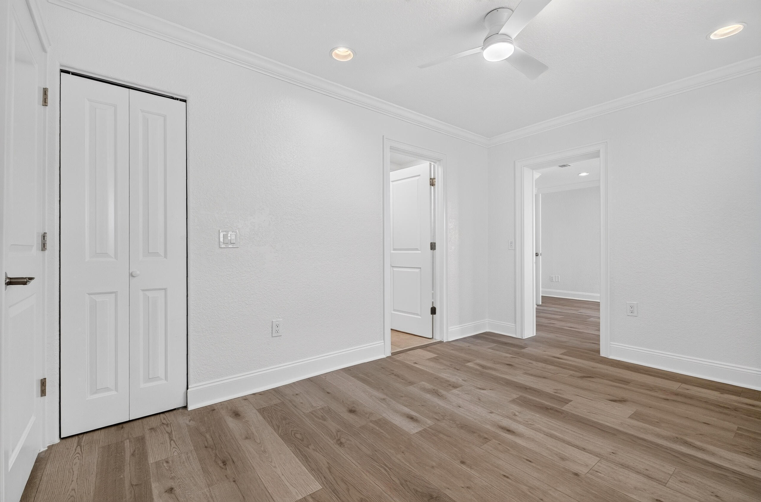 241 14th Place Property Photo 19