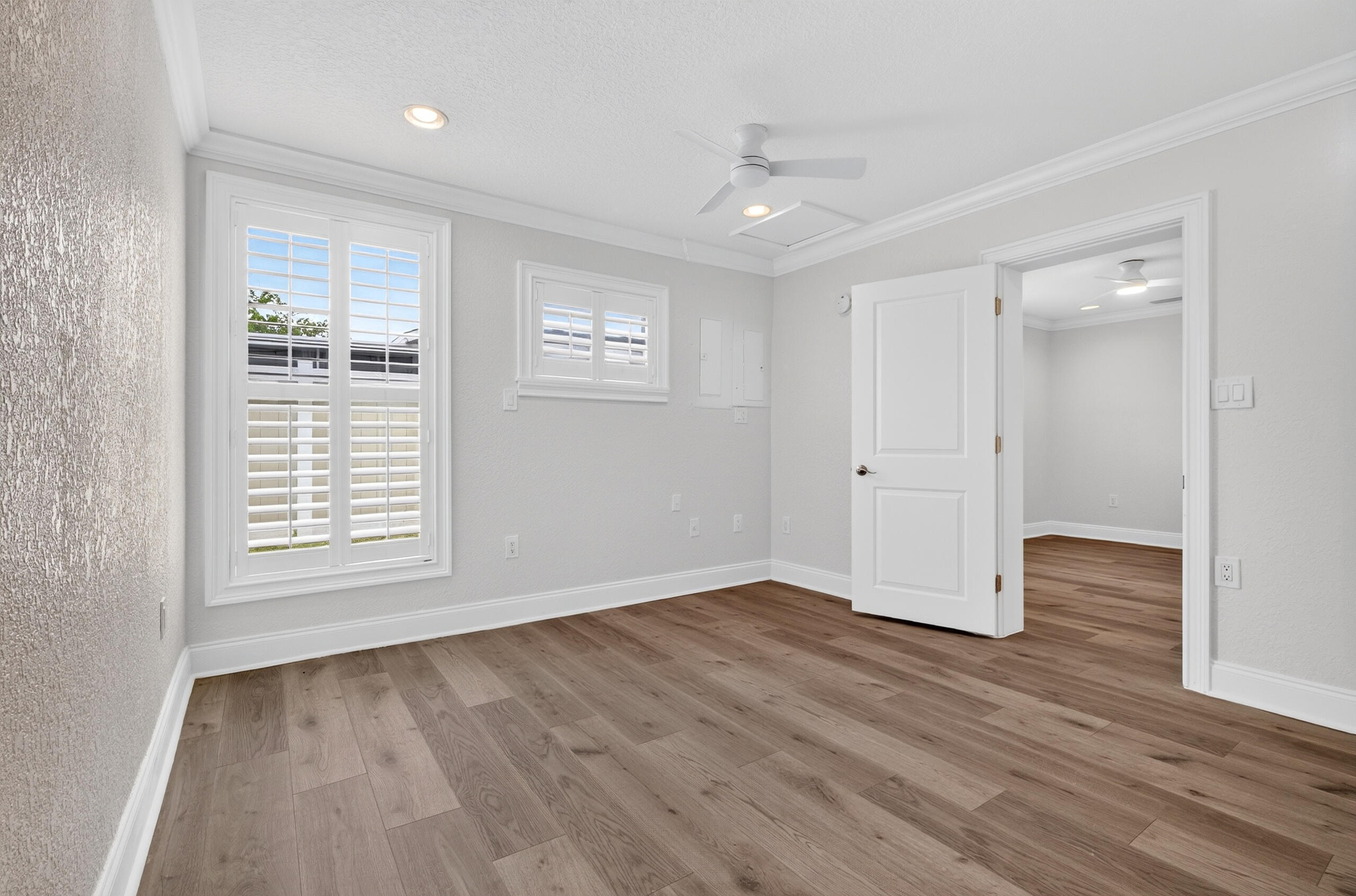 241 14th Place Property Photo 23