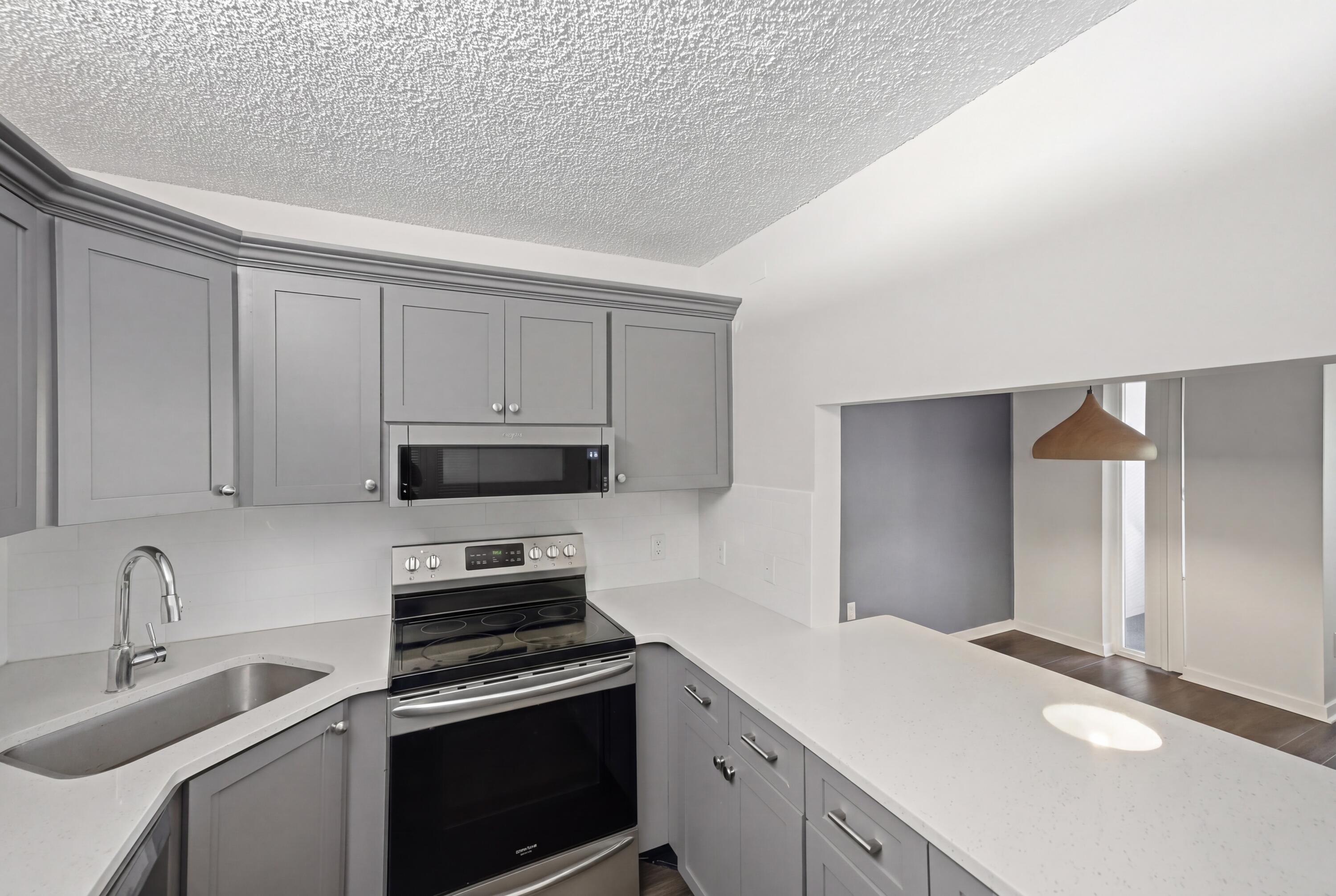 2702 Sw Matheson Avenue 113-f1 Property Photo 11