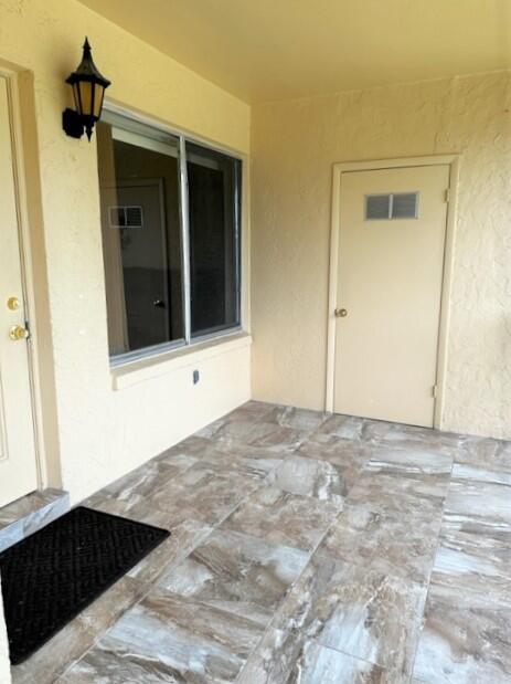 441 Pine Glen Lane D-2 Property Photo 3