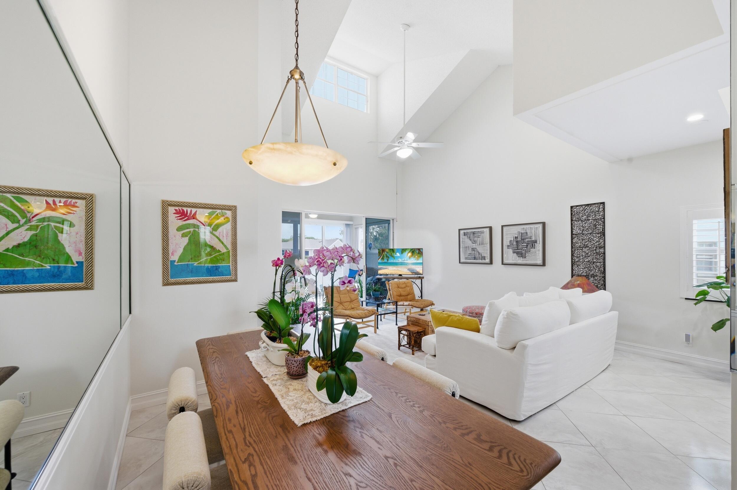 47 N Lakeshore Drive Property Photo 4