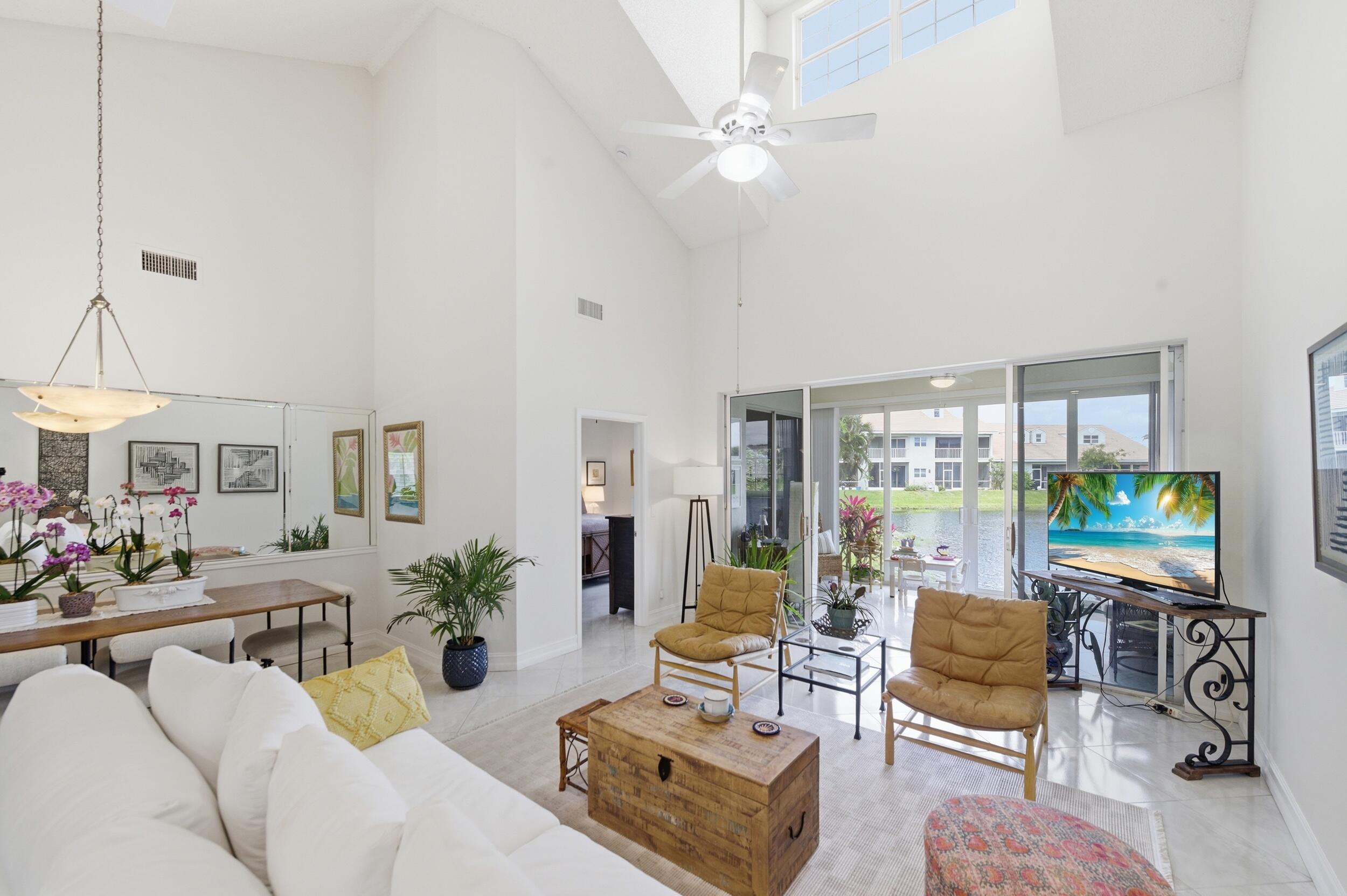 47 N Lakeshore Drive Property Photo 15