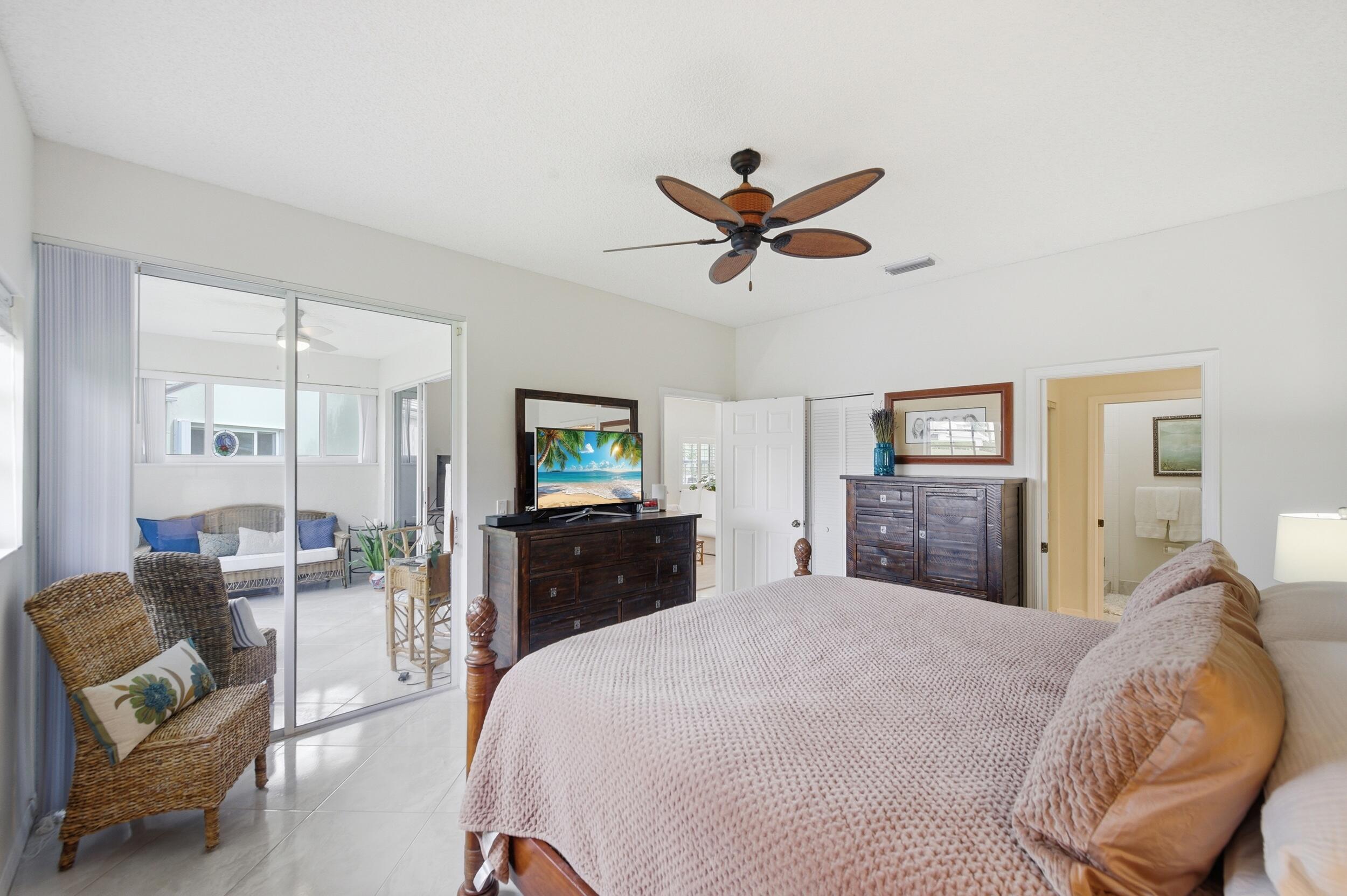 47 N Lakeshore Drive Property Photo 21