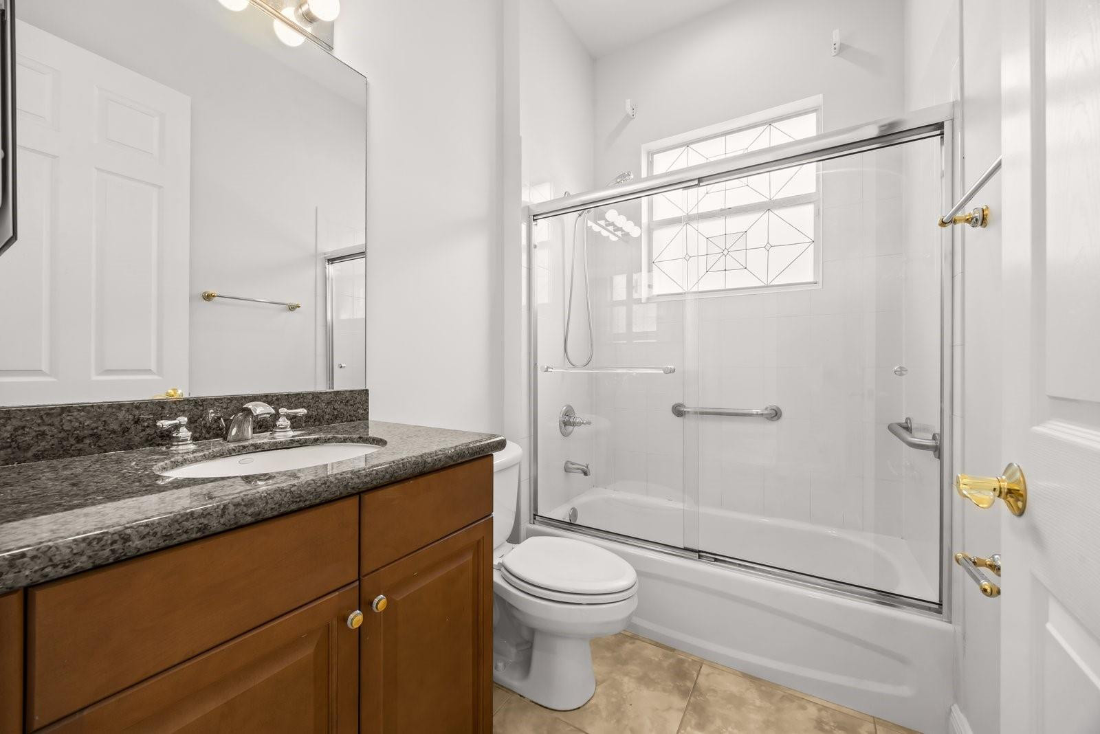 844 Sw Pebble Lane Property Photo 25