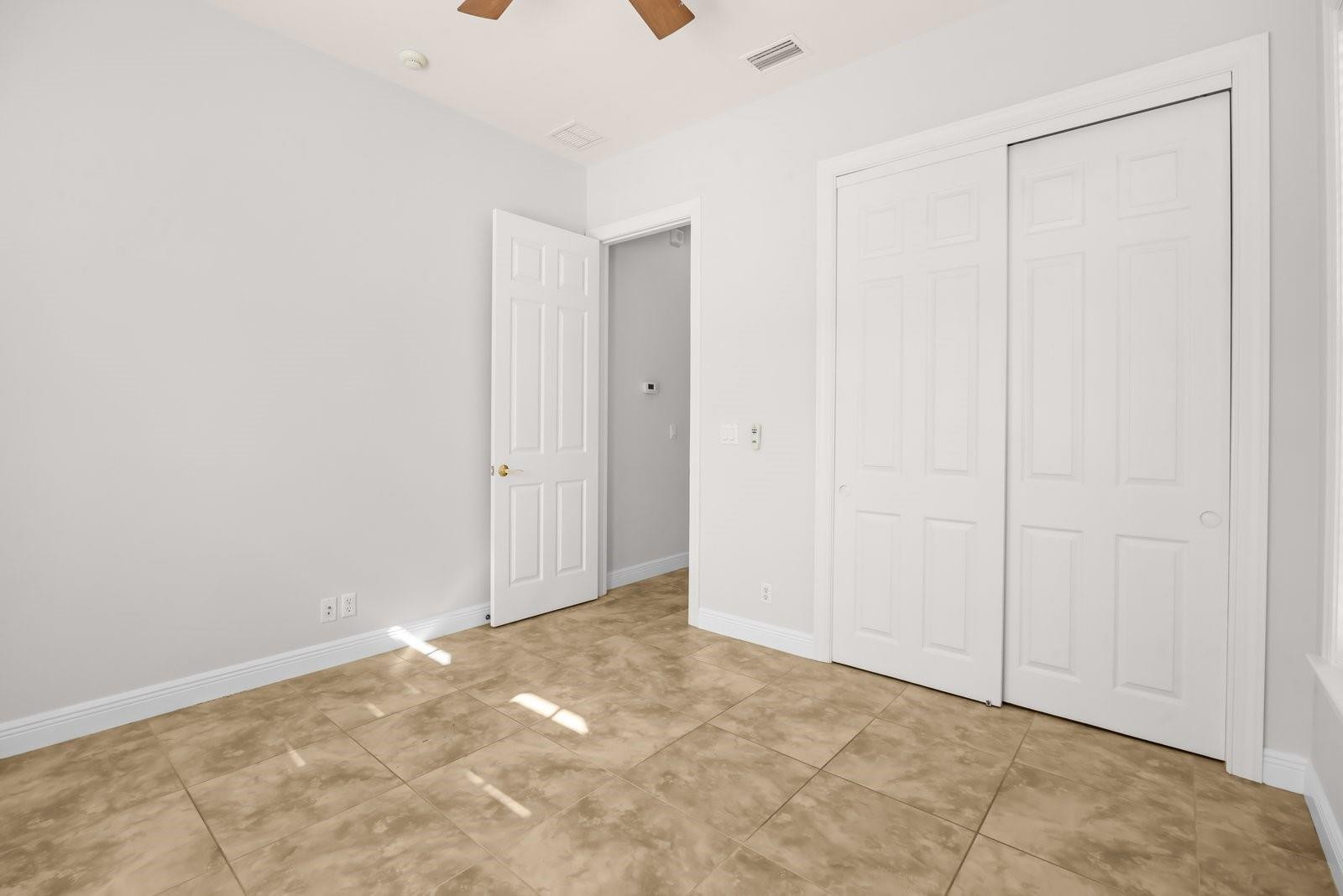 844 Sw Pebble Lane Property Photo 27