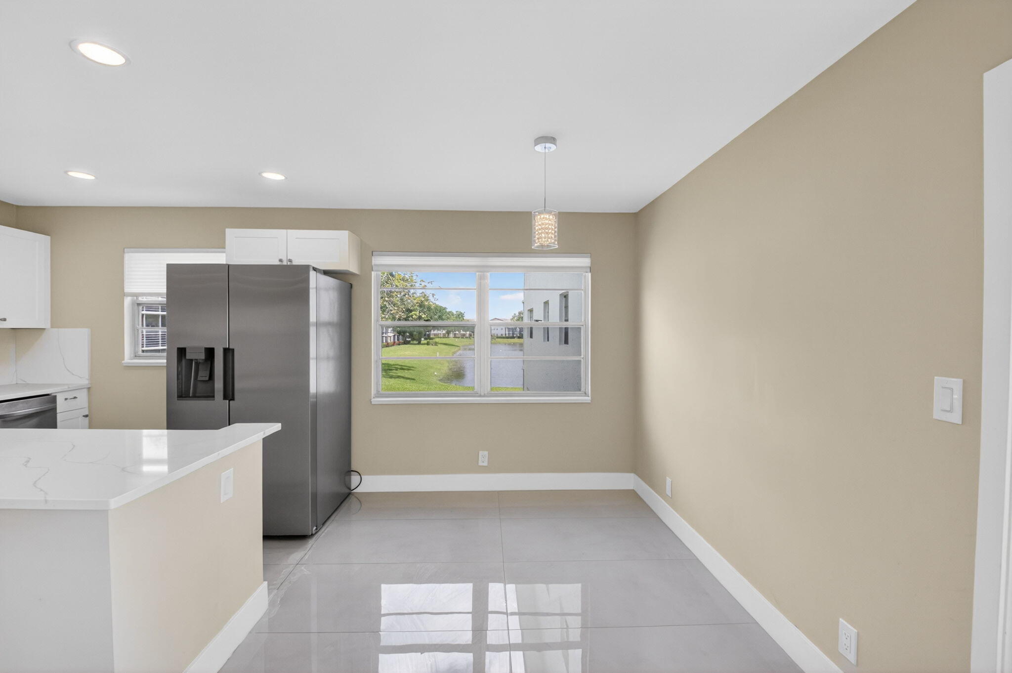 144 Fanshaw D Property Photo 9