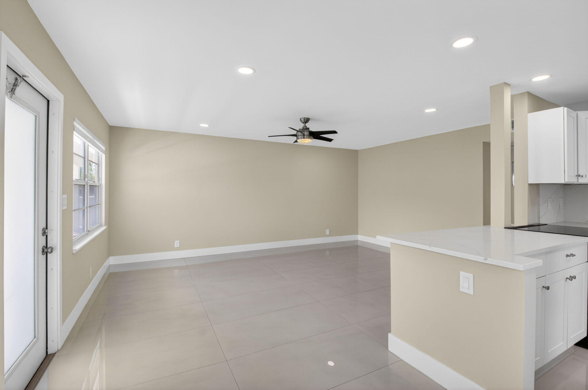 144 Fanshaw D Property Photo 19