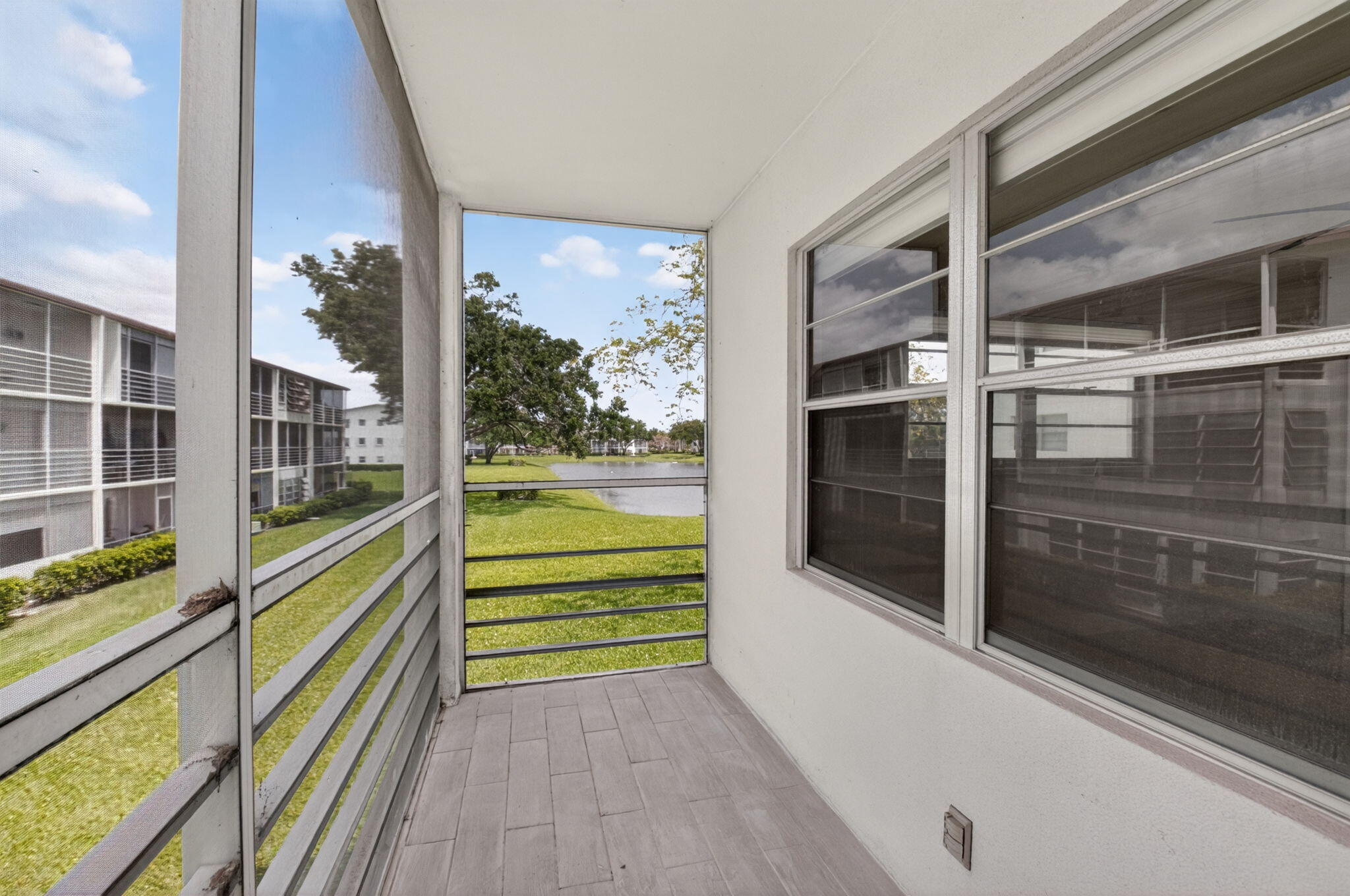 144 Fanshaw D Property Photo 44