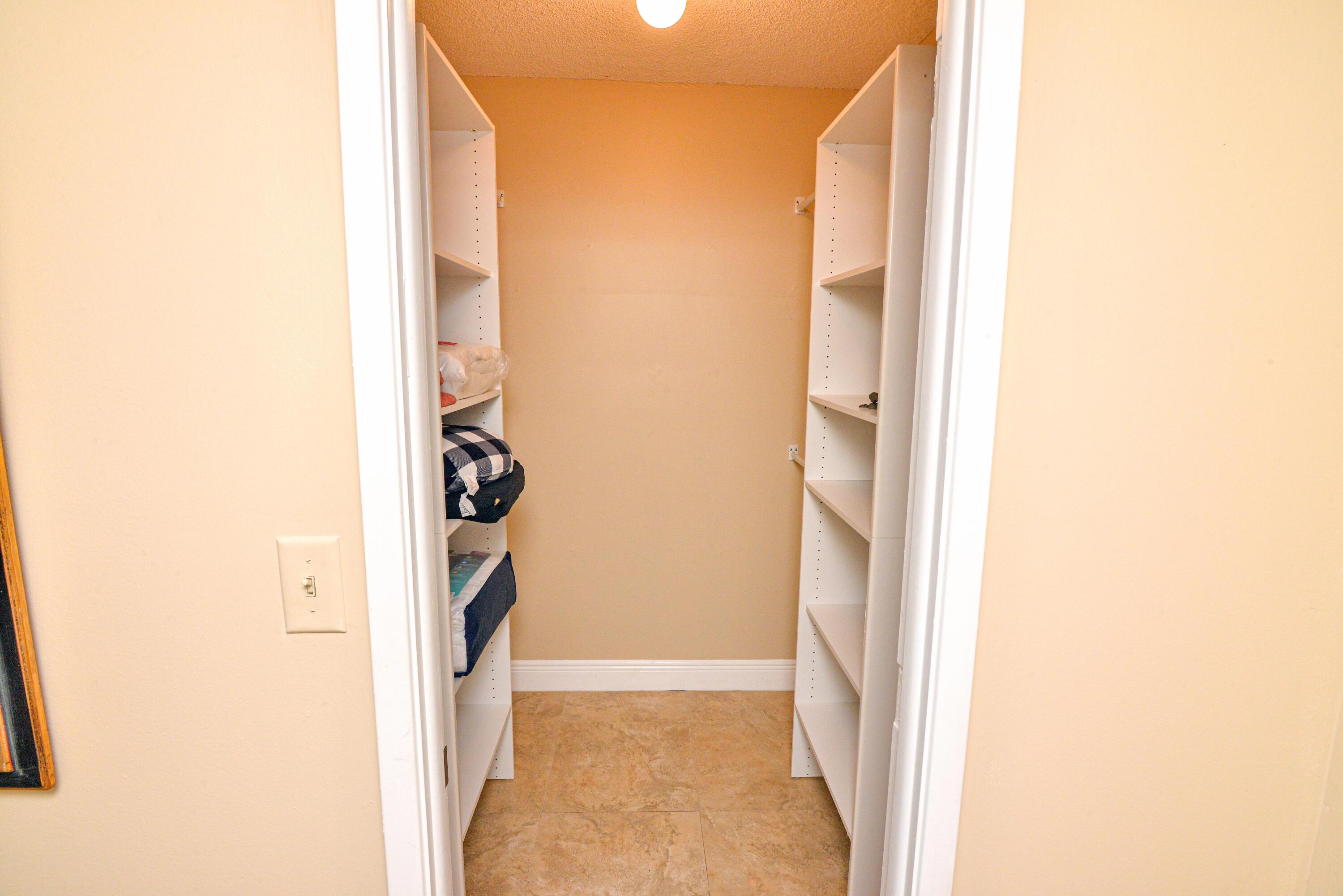 2661 S Course Drive 707 Property Photo 18