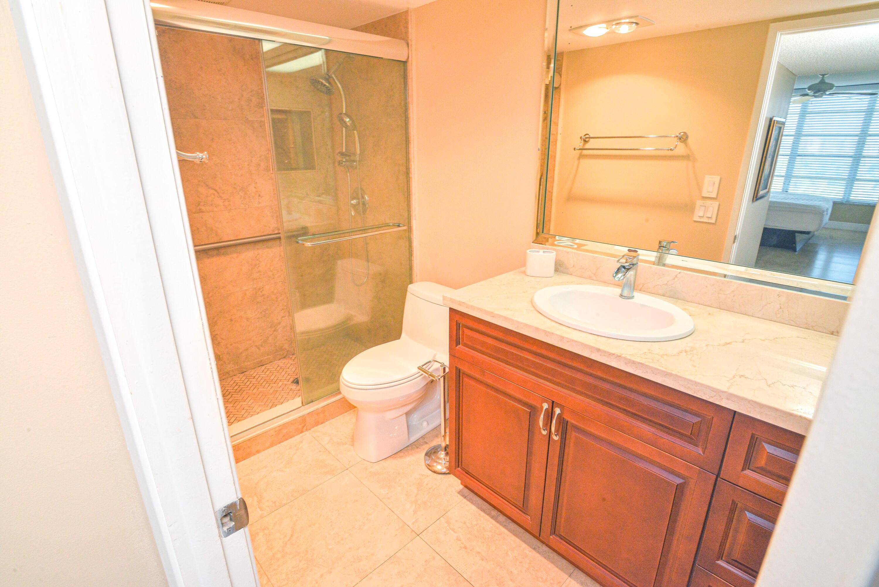 2661 S Course Drive 707 Property Photo 19