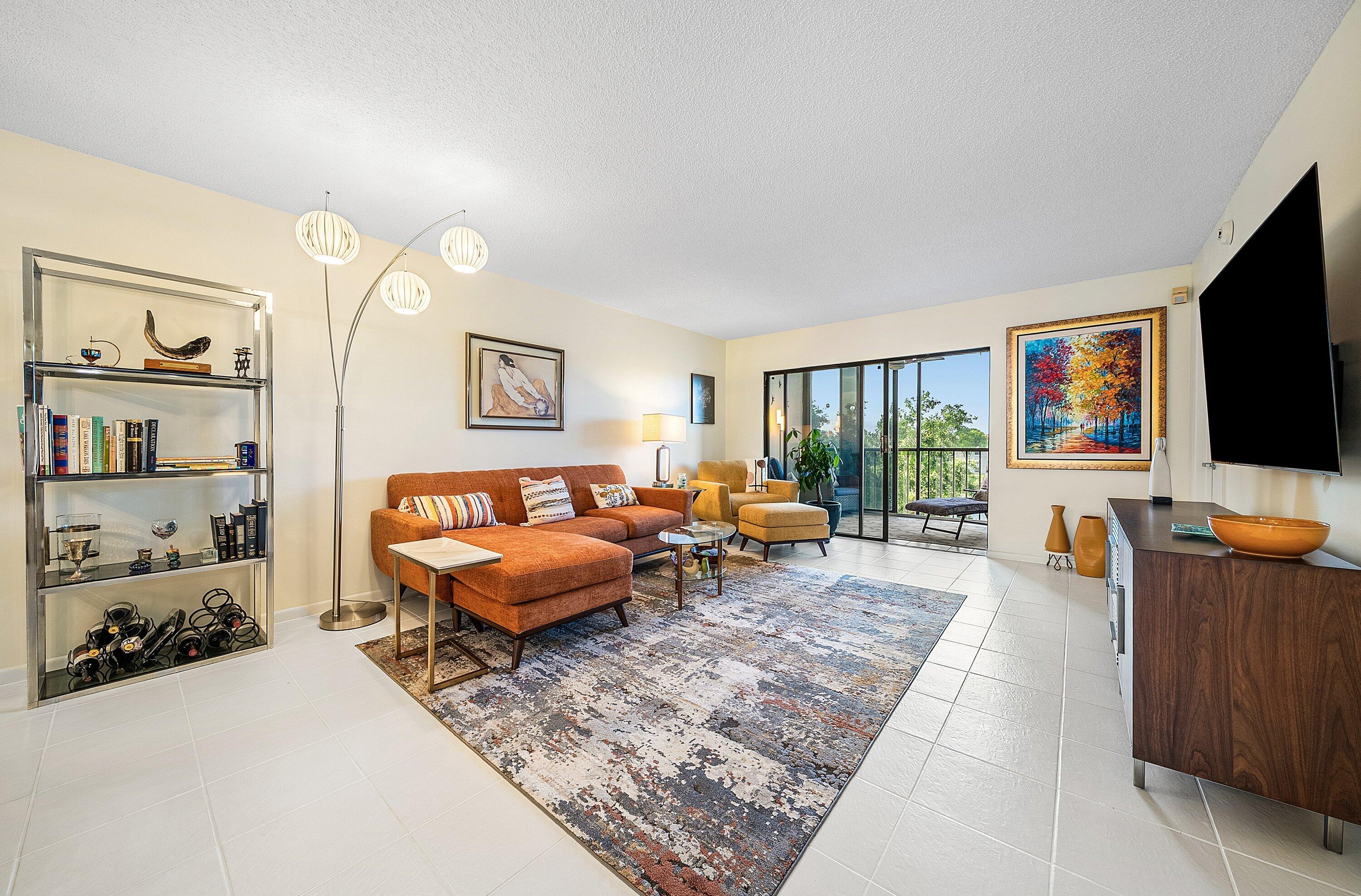 6065 Pointe Regal Circle Property Photo 12