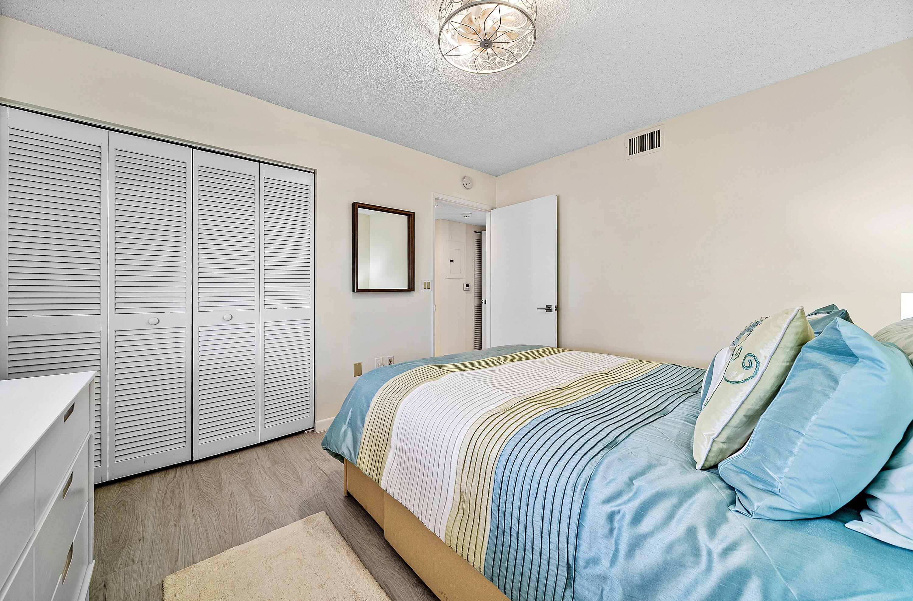 6065 Pointe Regal Circle Property Photo 17