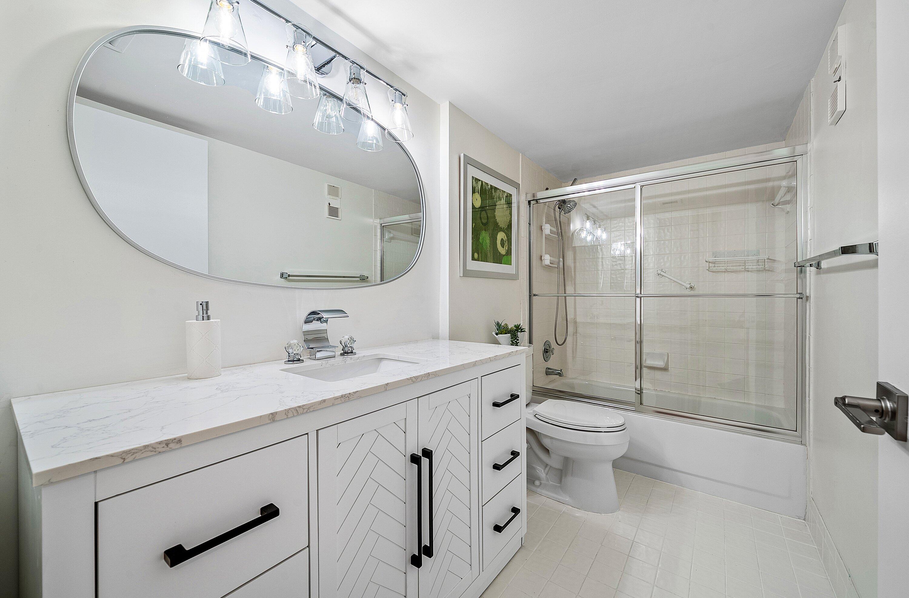 6065 Pointe Regal Circle Property Photo 18