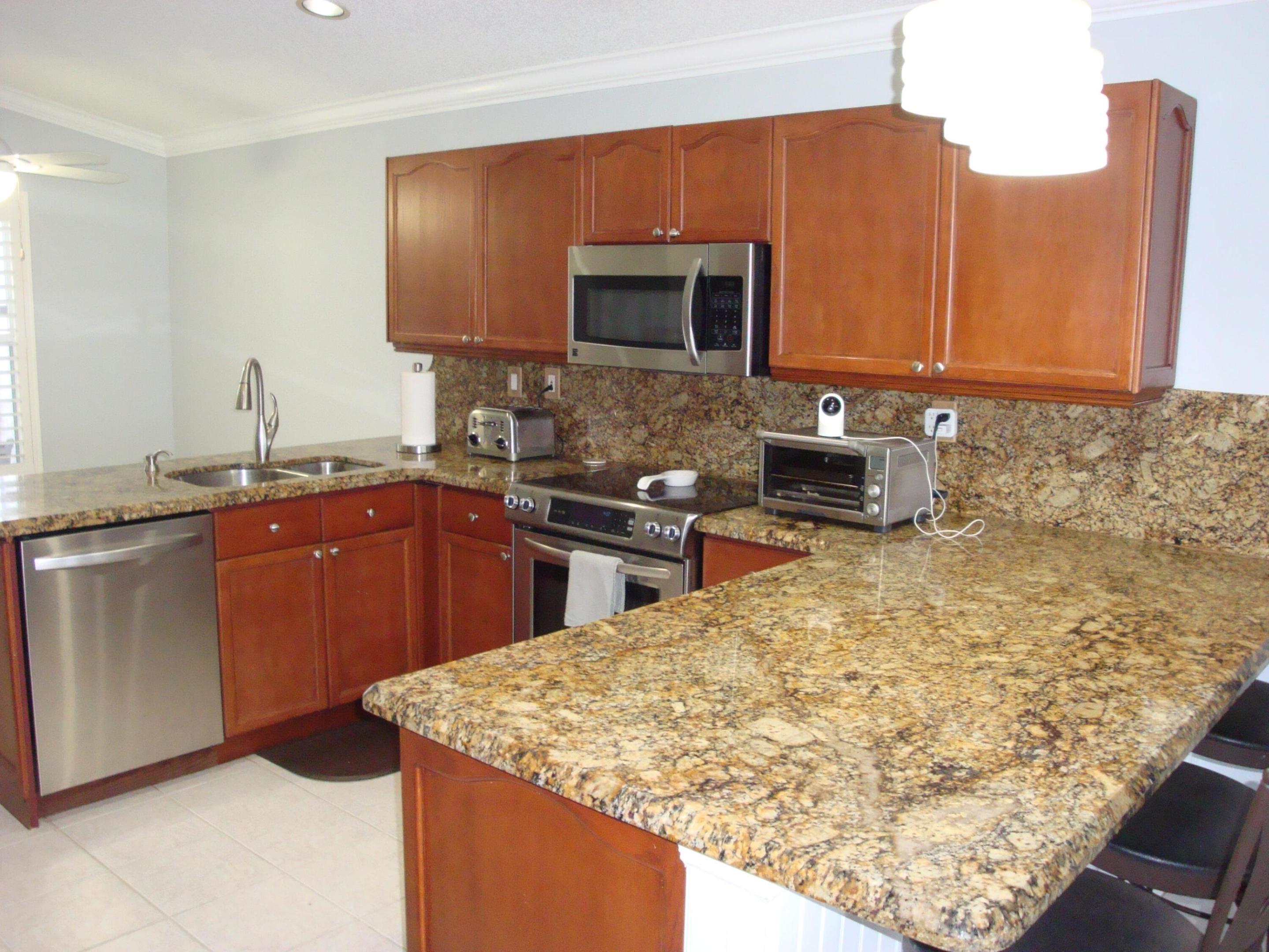 6304 Barton Creek Circle Property Photo 4