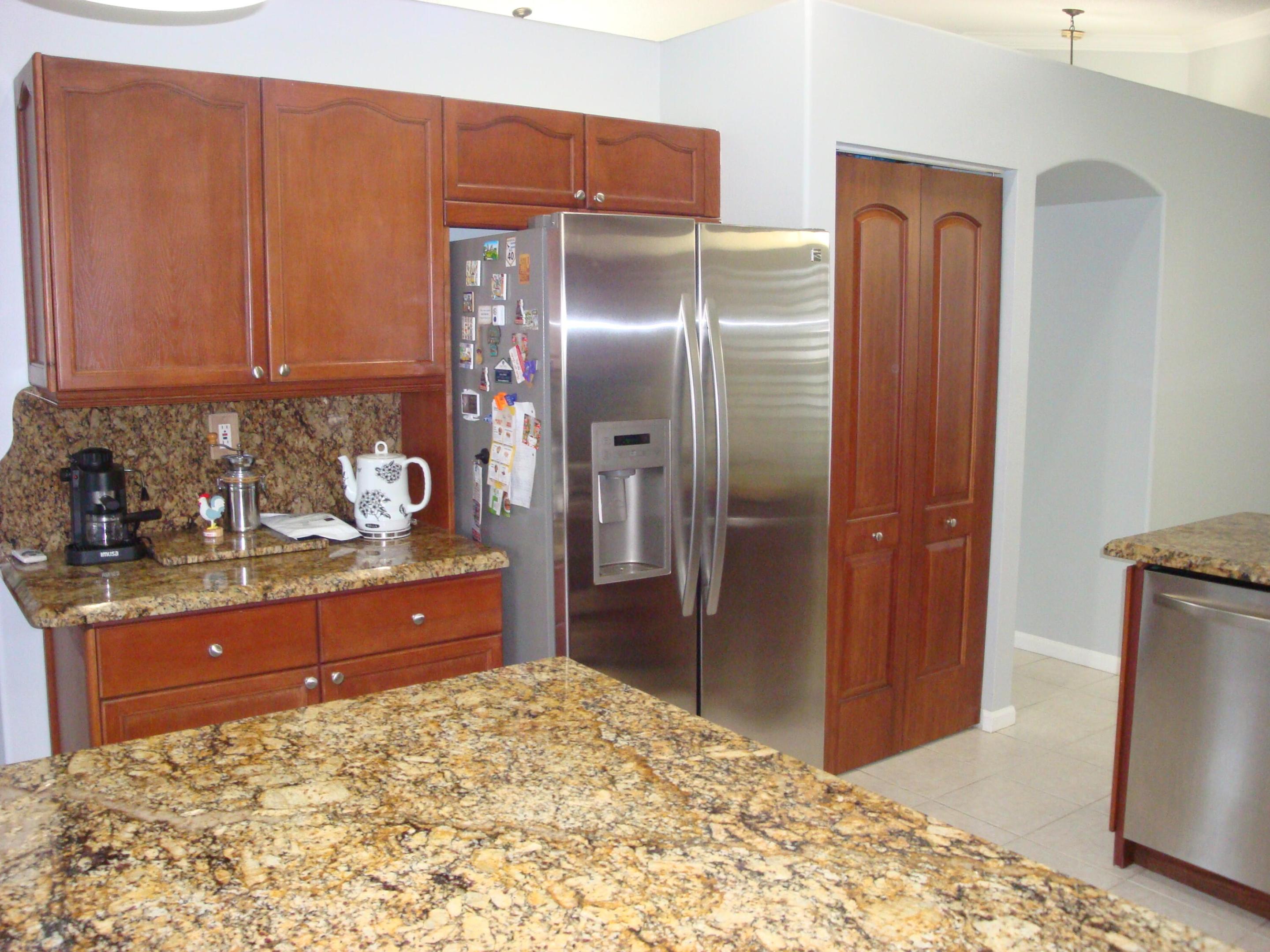6304 Barton Creek Circle Property Photo 5