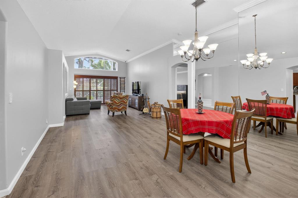 6304 Barton Creek Circle Property Photo 9