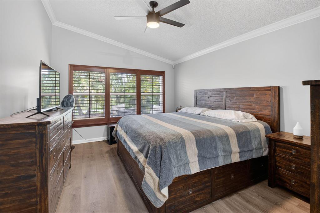 6304 Barton Creek Circle Property Photo 11