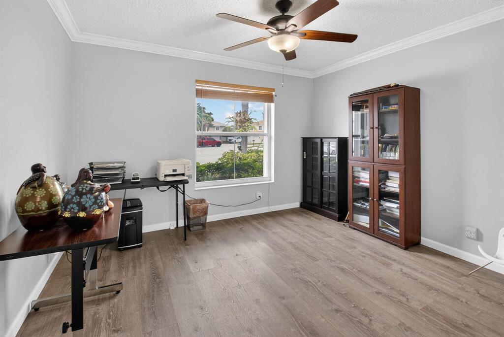 6304 Barton Creek Circle Property Photo 15