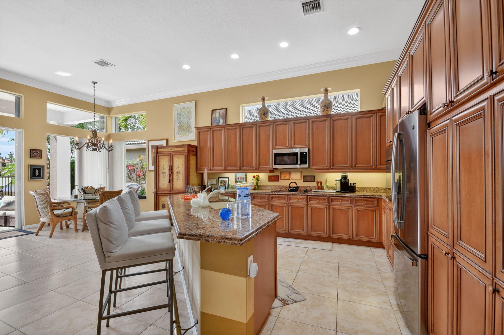 3909 Netherlee Way Property Photo 12