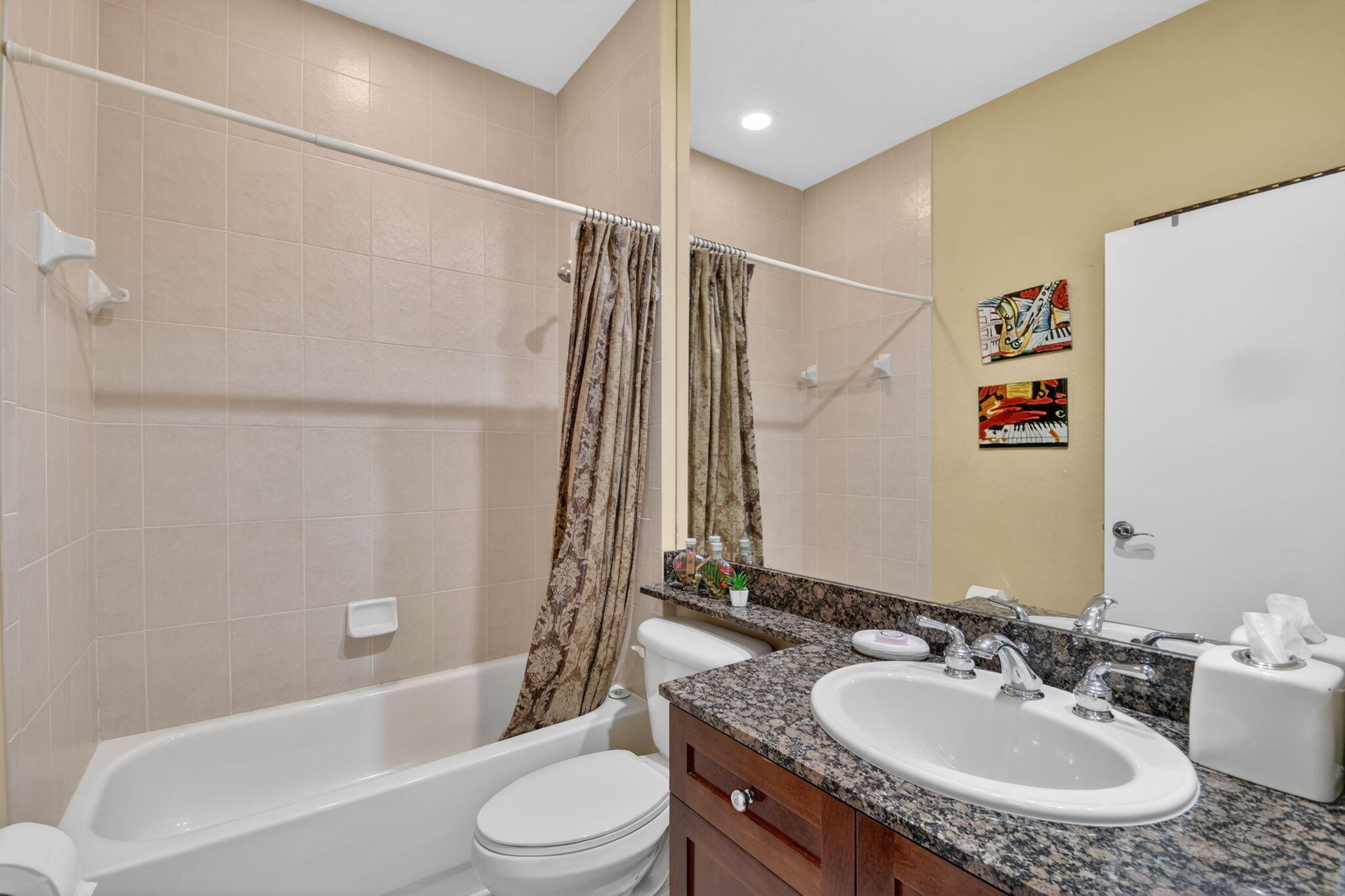 3909 Netherlee Way Property Photo 32