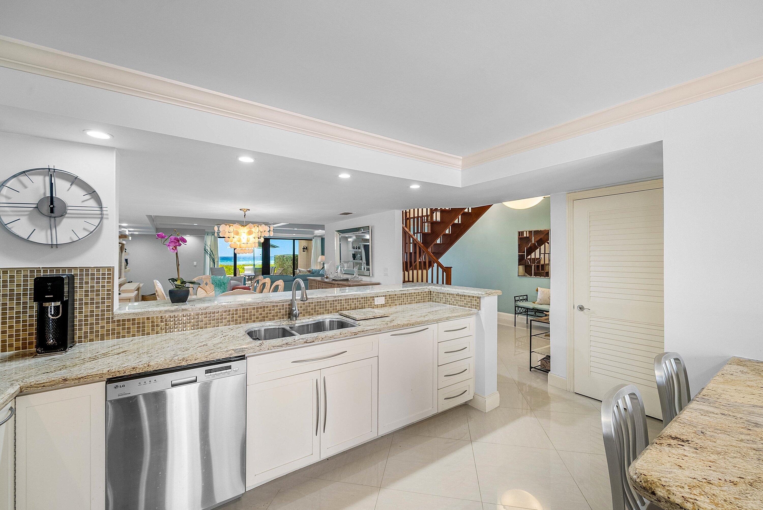 2155 S Ocean Boulevard 7 Property Photo 17