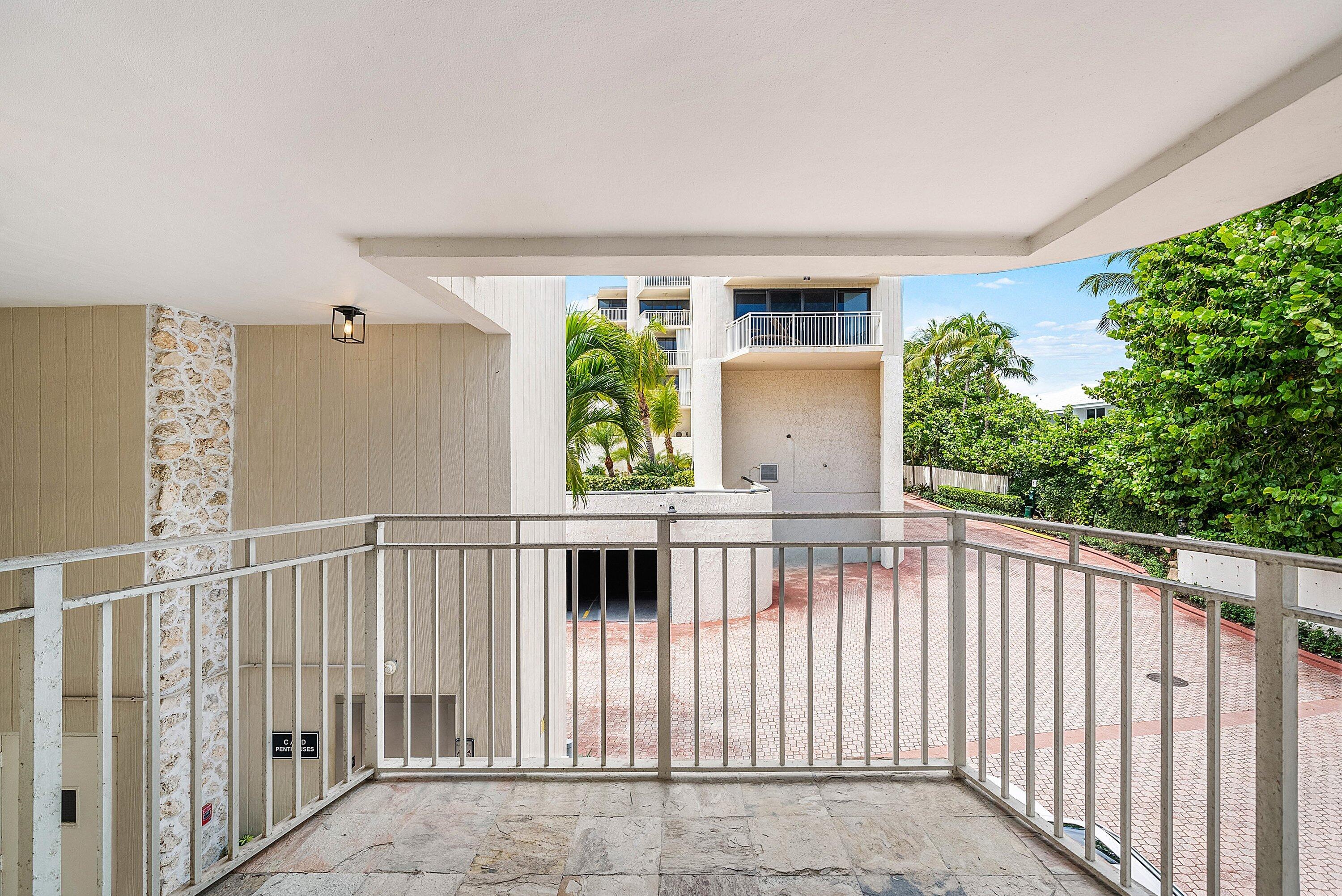 2155 S Ocean Boulevard 7 Property Photo 38
