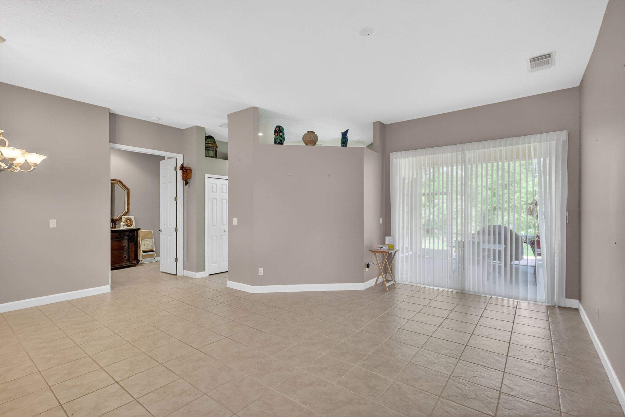 653 Sw Munjack Cove Property Photo 9