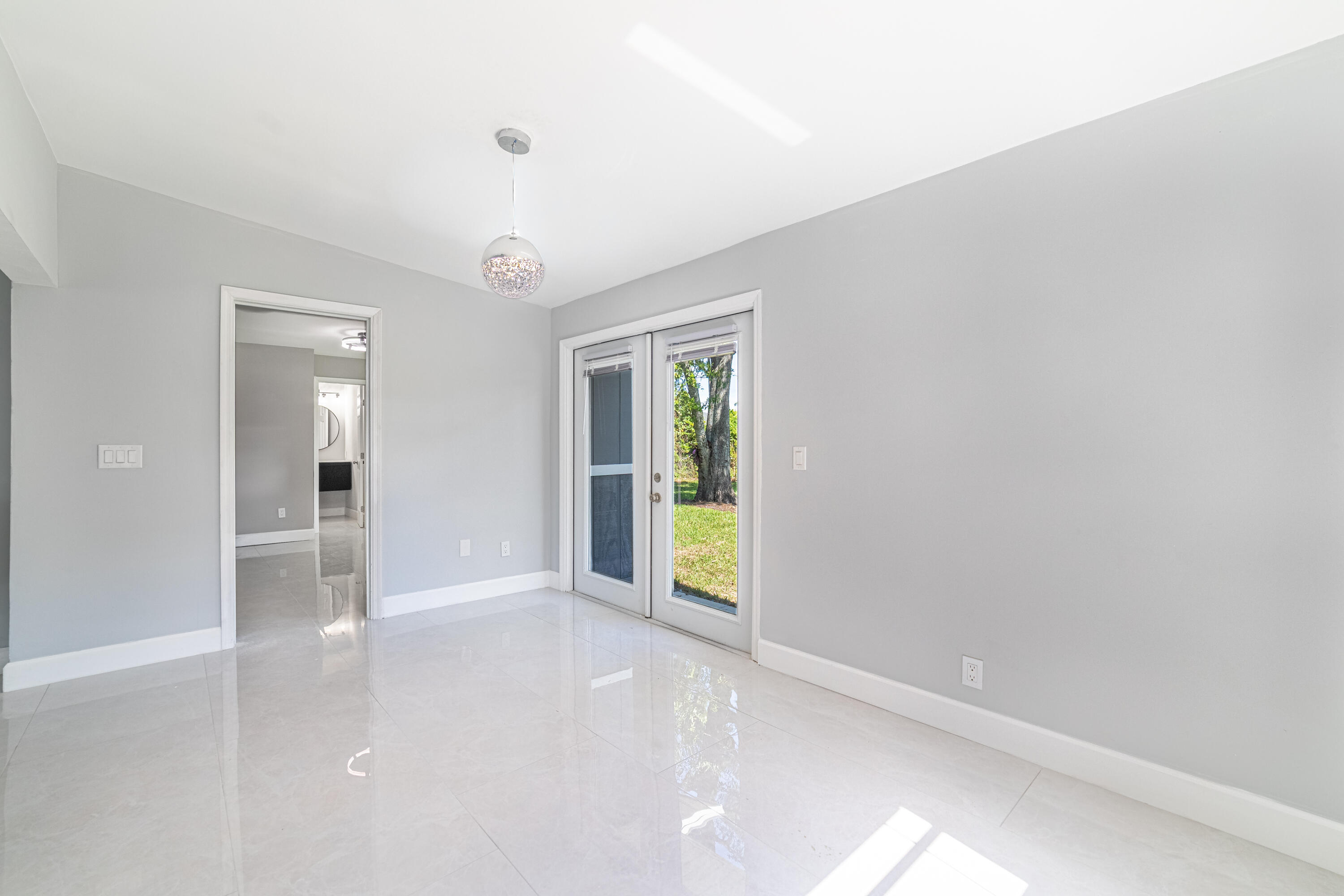 1809 Sw Capehart Avenue Property Photo 11