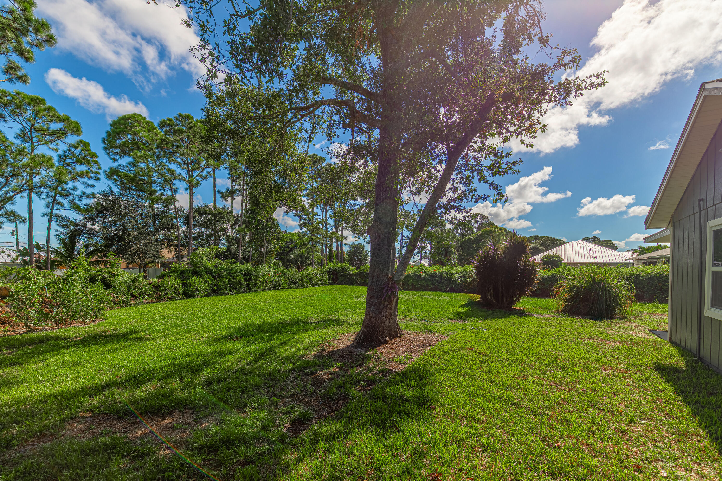 1809 Sw Capehart Avenue Property Photo 13