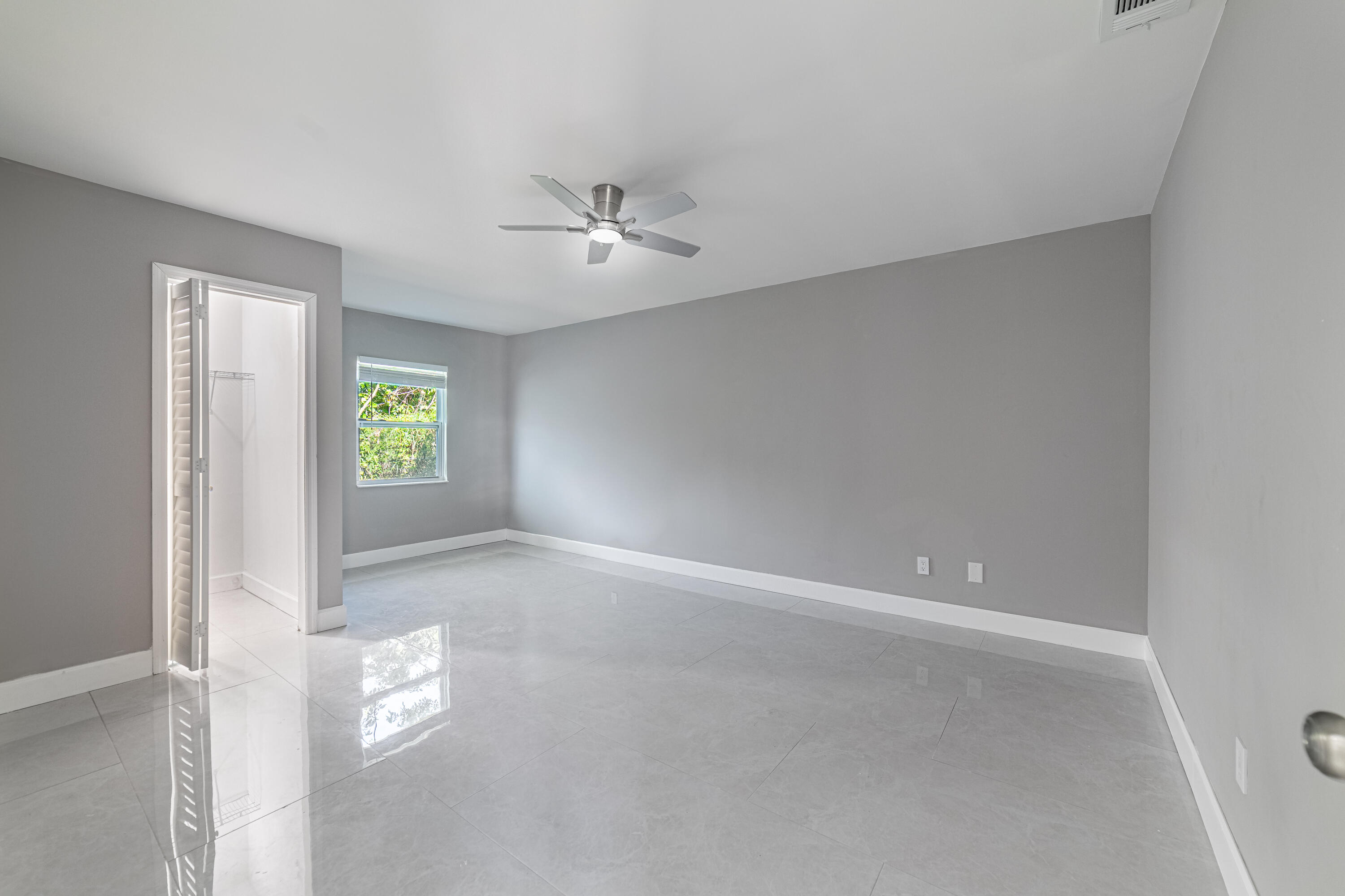 1809 Sw Capehart Avenue Property Photo 27