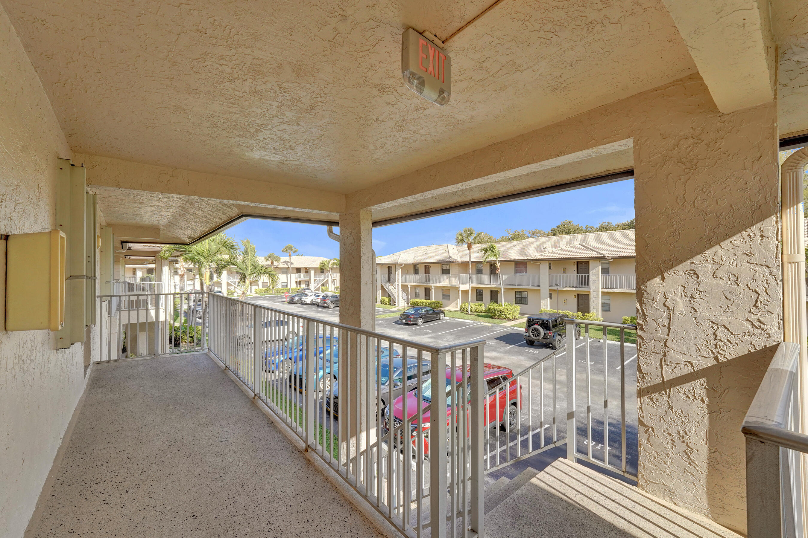 5531 Lakeside Drive 202 Property Photo 6