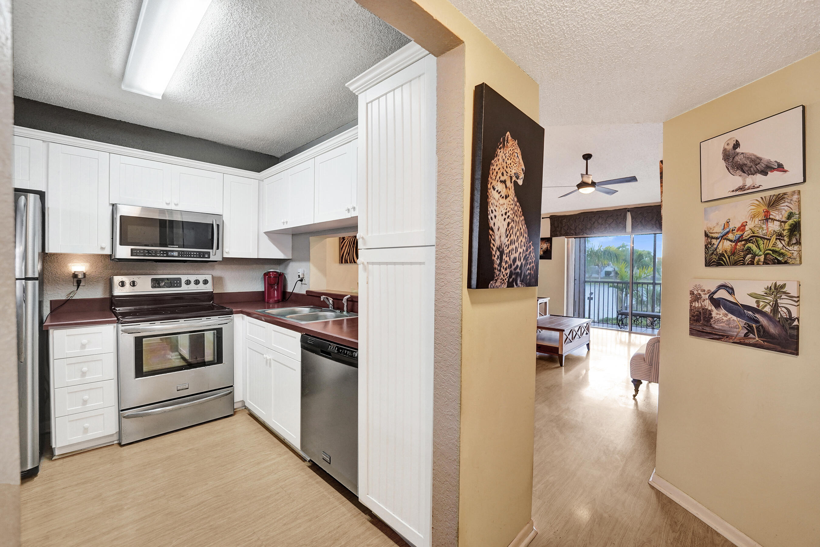 5531 Lakeside Drive 202 Property Photo 15