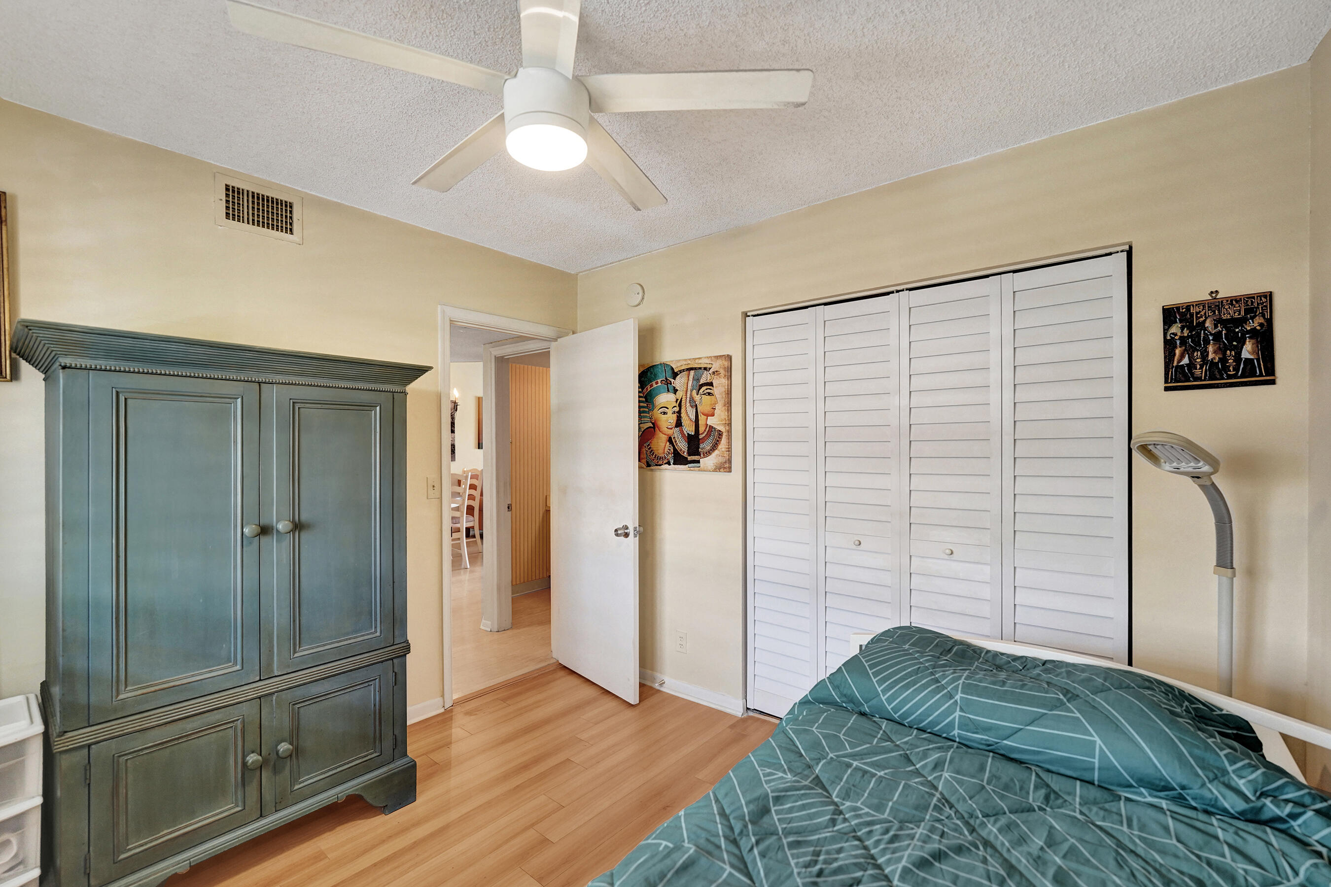 5531 Lakeside Drive 202 Property Photo 40